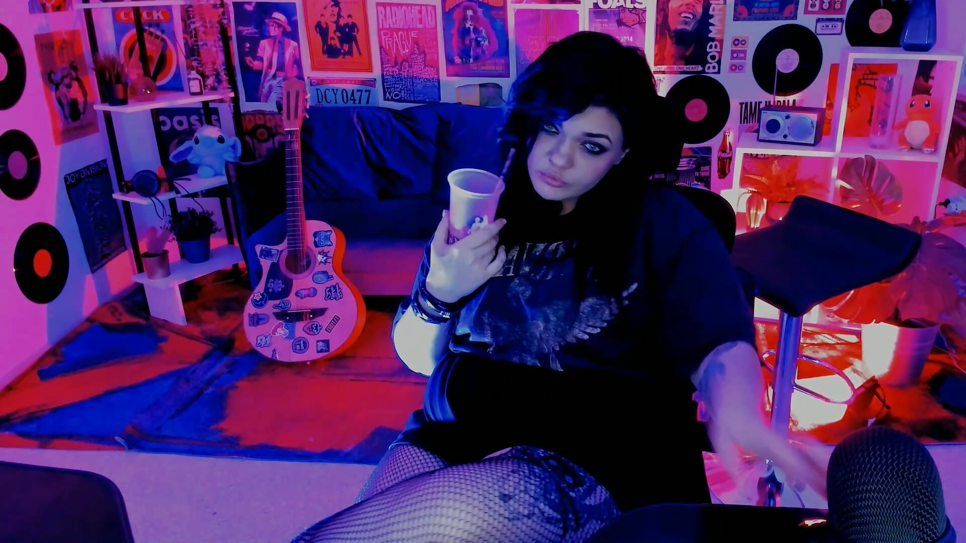 a thoughtful mood - vidéo du modèle de showcams MaryHarrys