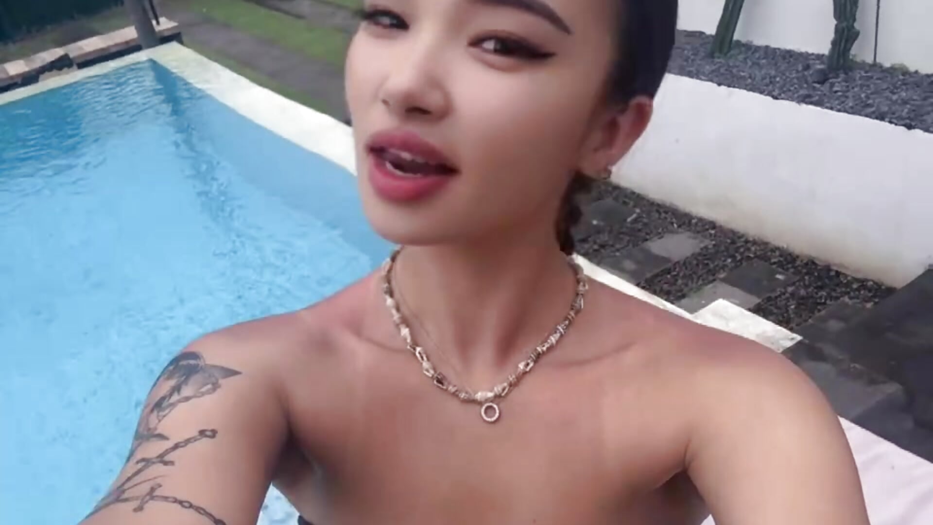 IMG_7093.MOV - video by ByteMei cam model