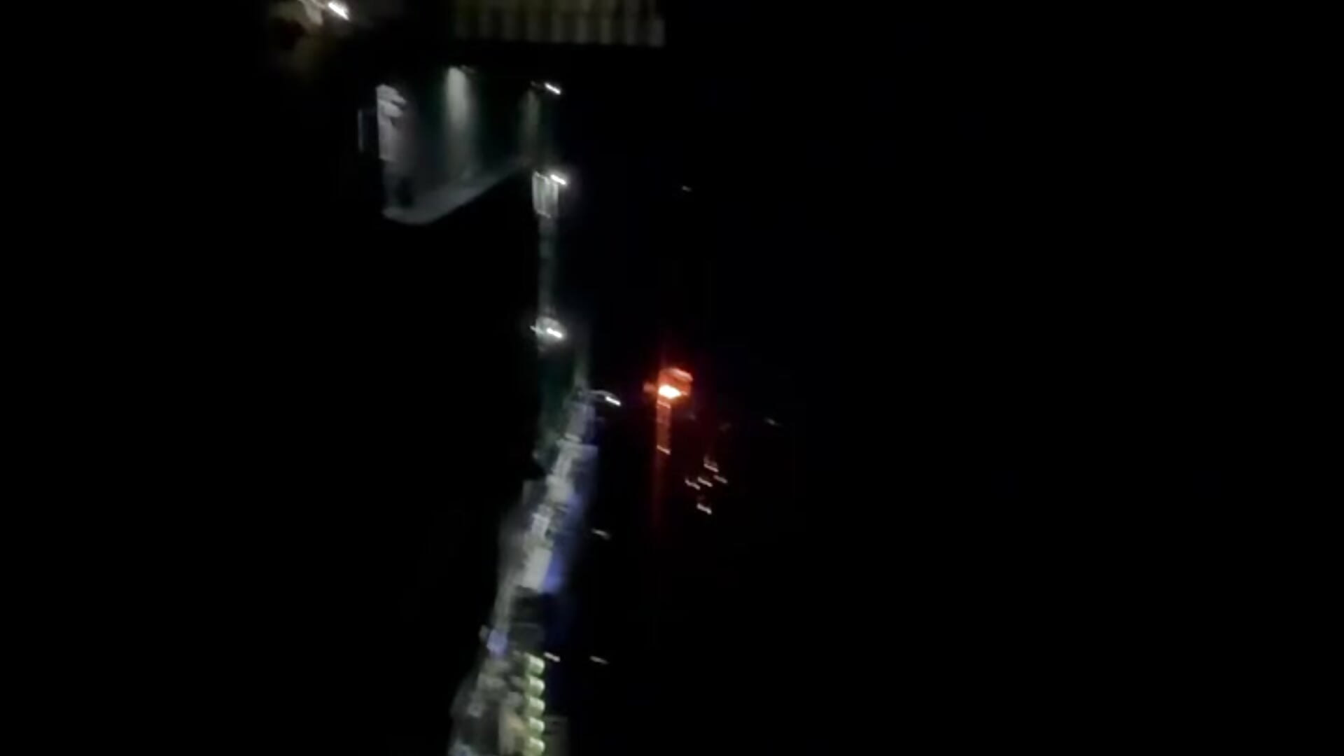 scary -drone－カメラキャストのchiraq1945の動画
