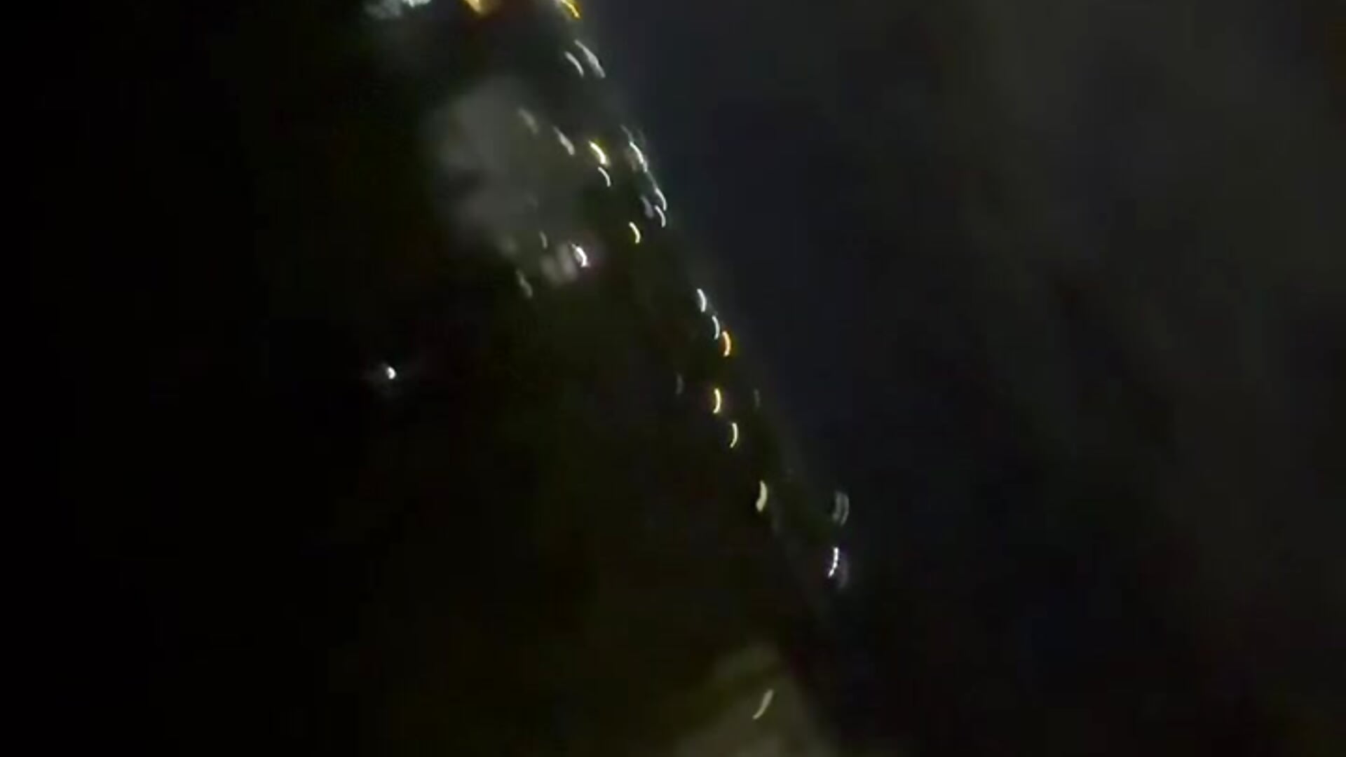 rocket fly(-scary night