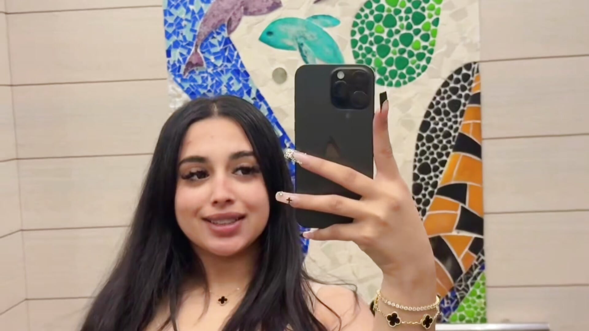 🩷 - vidéo du modèle de showcams LilMisIndianx