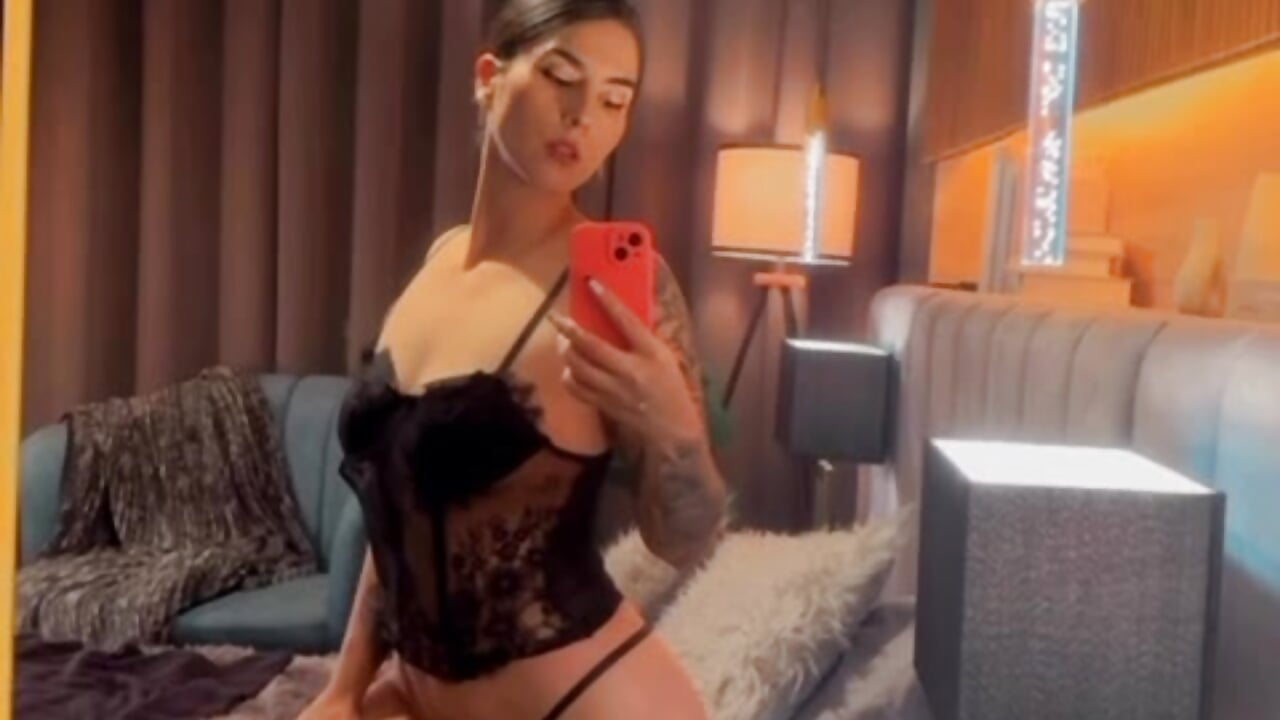 🖤 – video od webkamerové modelky Angelina_Dior