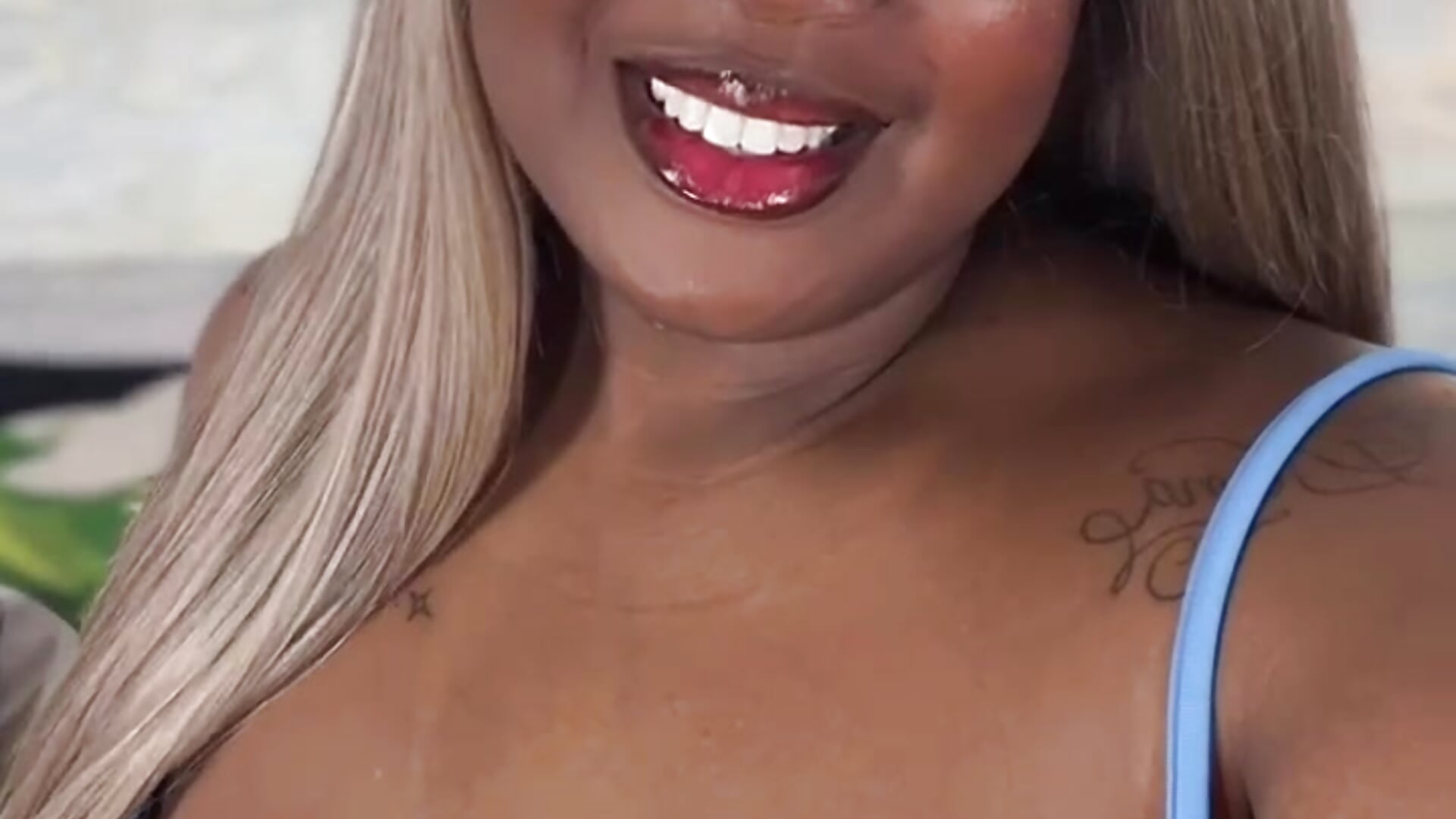 Very blue💙 - video by Niicol_Jenner cam model