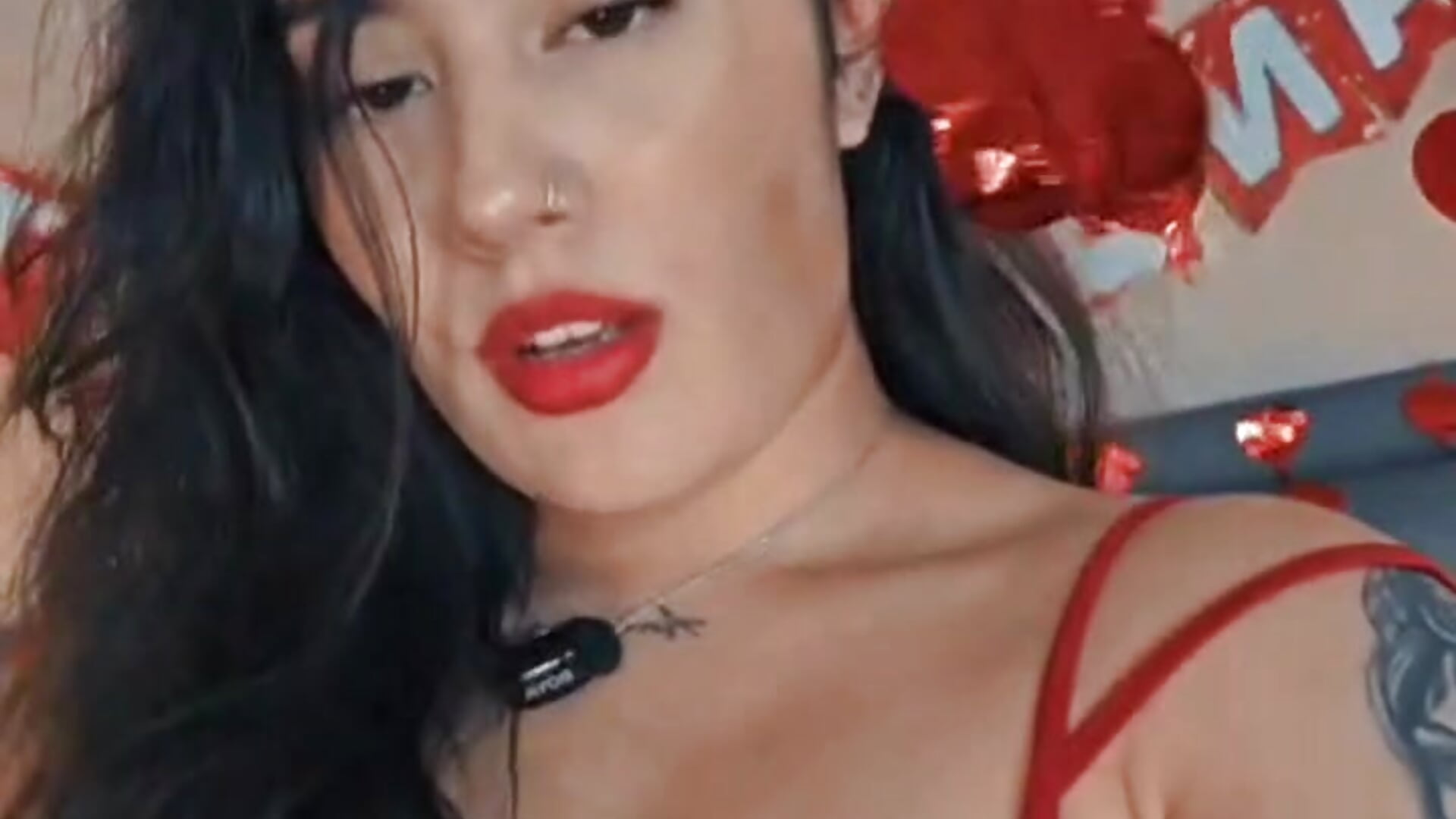 Happy Valentine's Day 😍💖 – video od webkamerové modelky aisha_duque