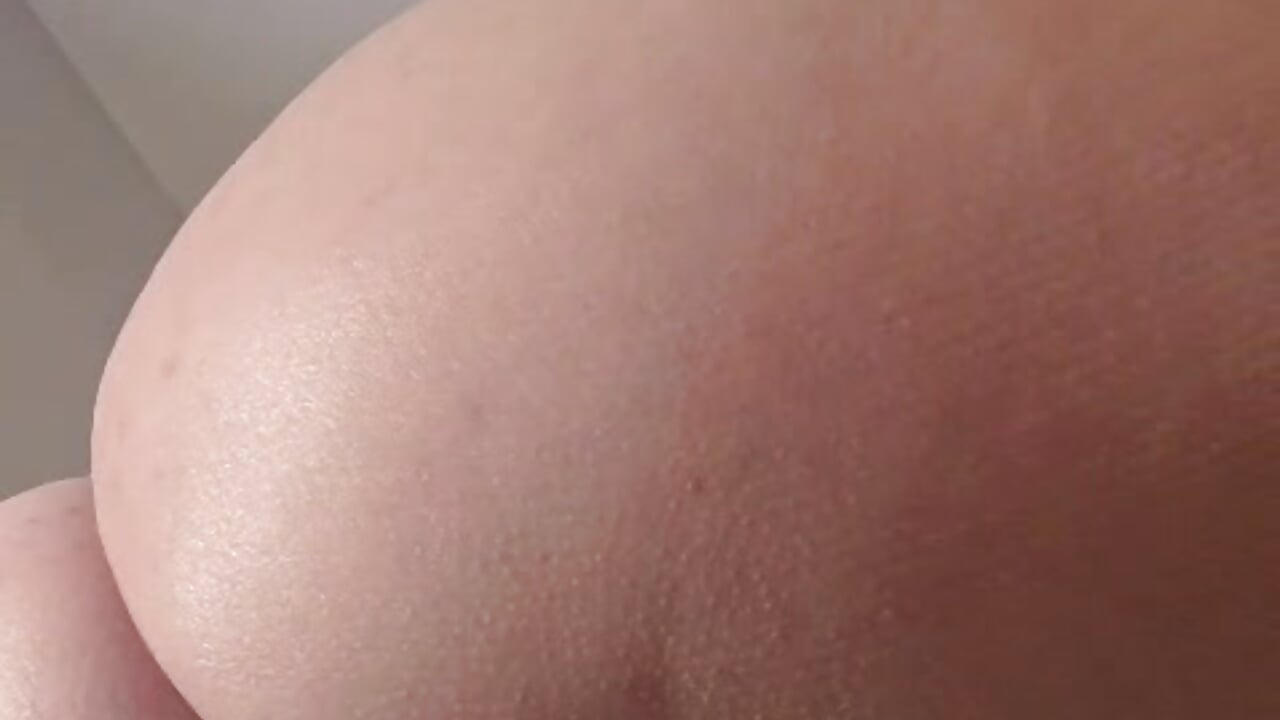 Dangerous prospect for your imagination 😏🔥🍑😈 - video by aisha_duque cam model