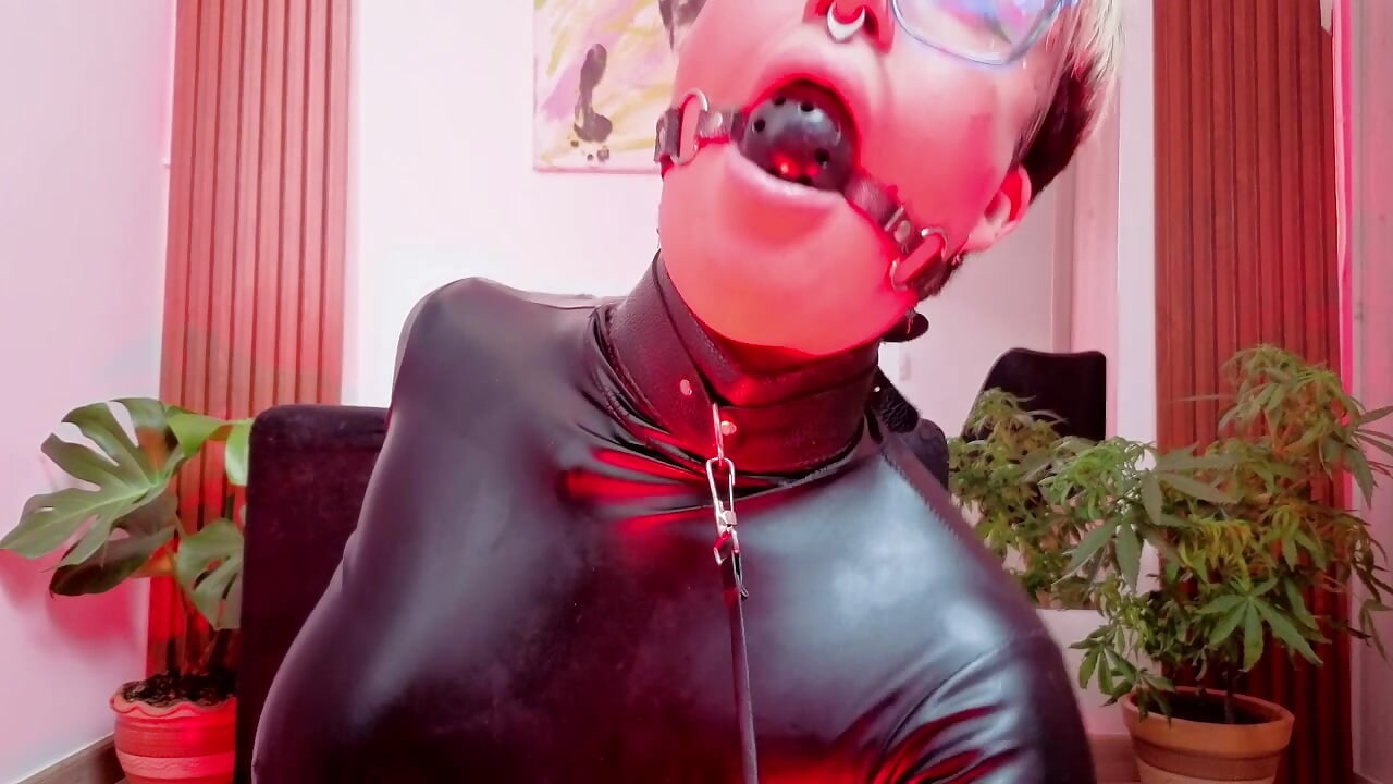 BDSM 😼 - vídeo de la modelo de cam Rebeka-baker