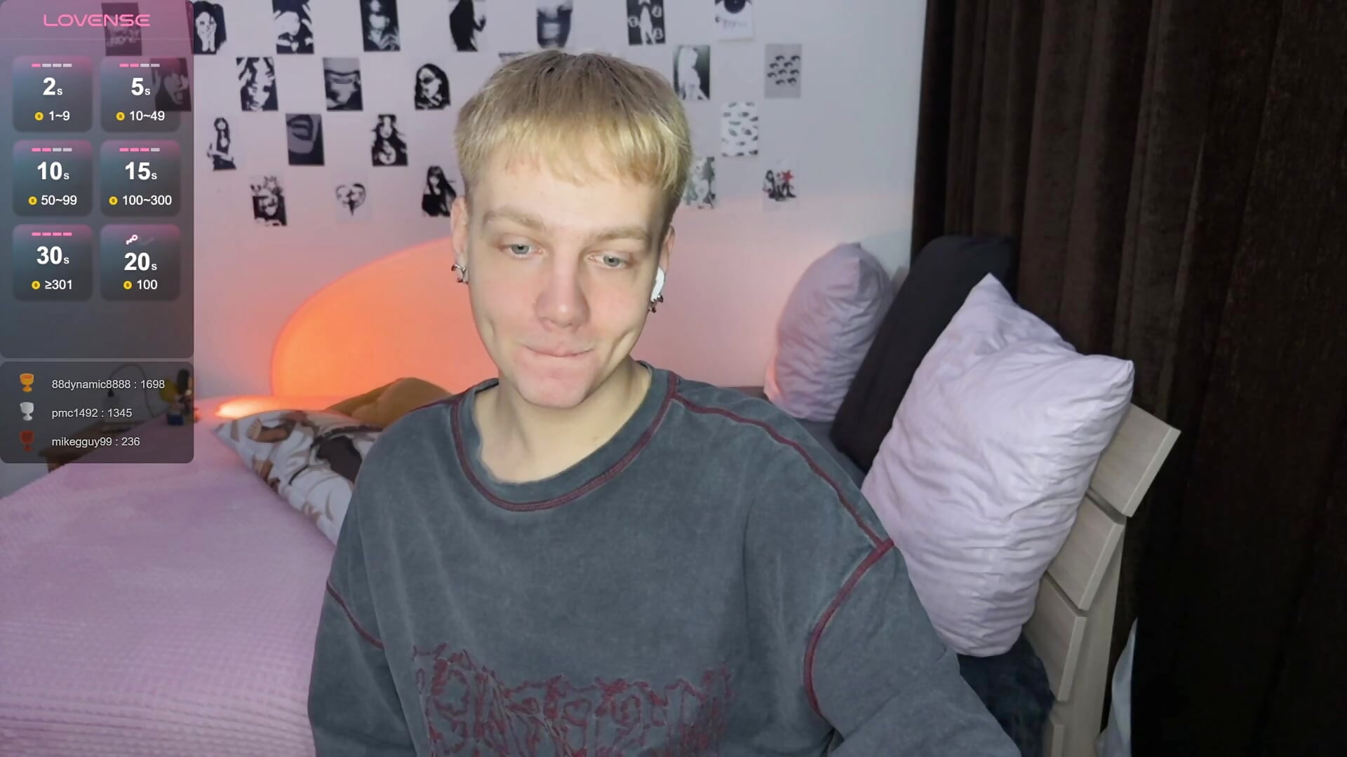 smile!!! - vidéo du modèle de showcams olivertasty