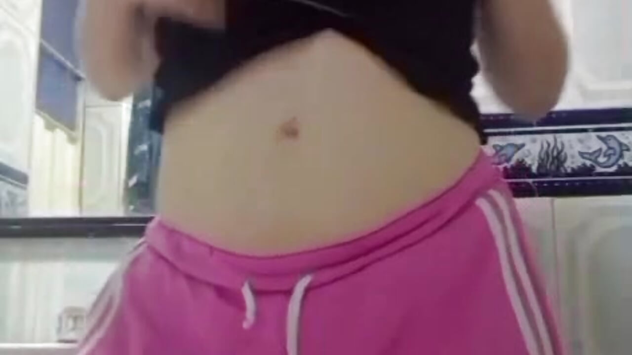 Show tits show tetas - วิดีโอโดย Camii_Gmez โมเดลแคม