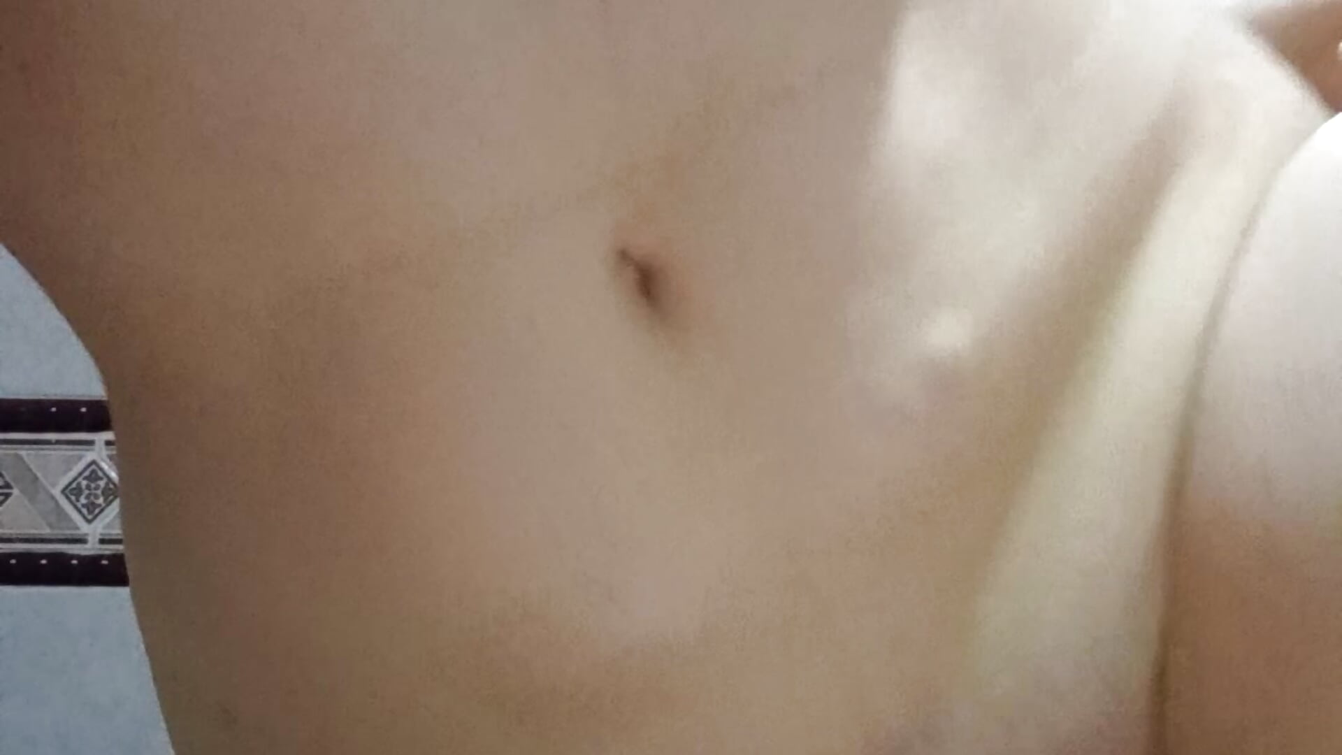 Show en el baño Bathroom Show – видео вебкам-модели CoralSmit