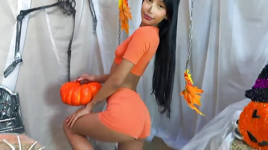 Pumpkin Glow Seduction” 🔥 - video by Dulce_Maay cam model