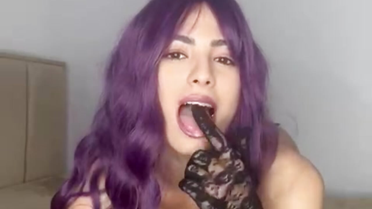 😈Let me suck the soul out of your body ! 😈