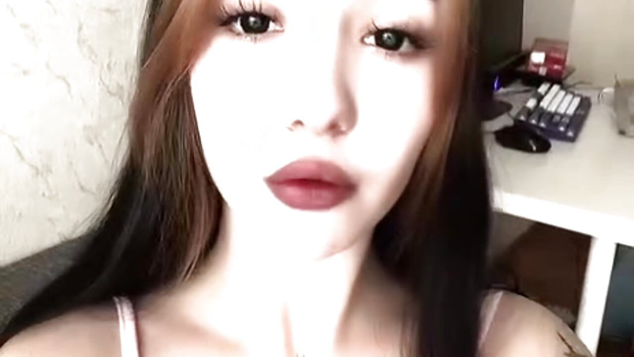 eyes🖤 - video by luisa_spangoli1 cam model