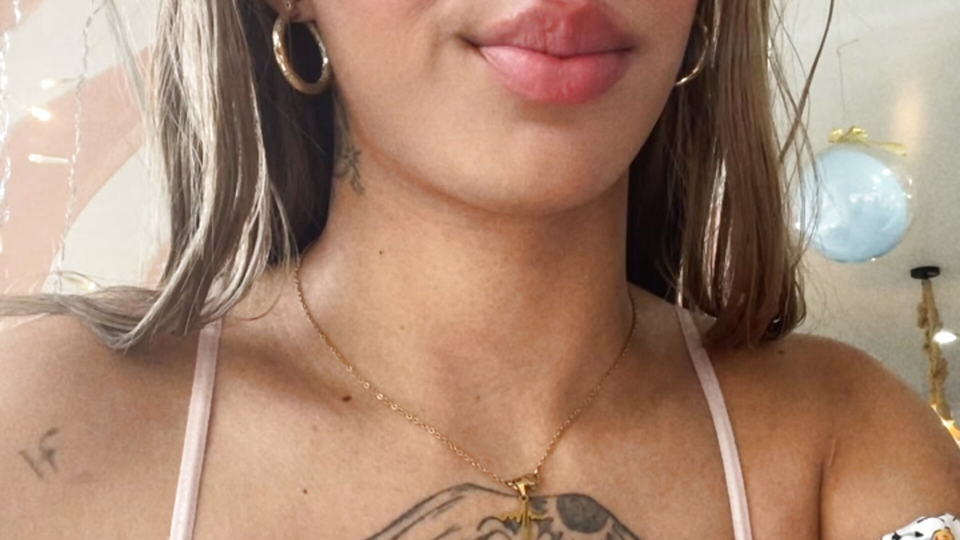 👄❤️ - video by Terra_moonlight cam model