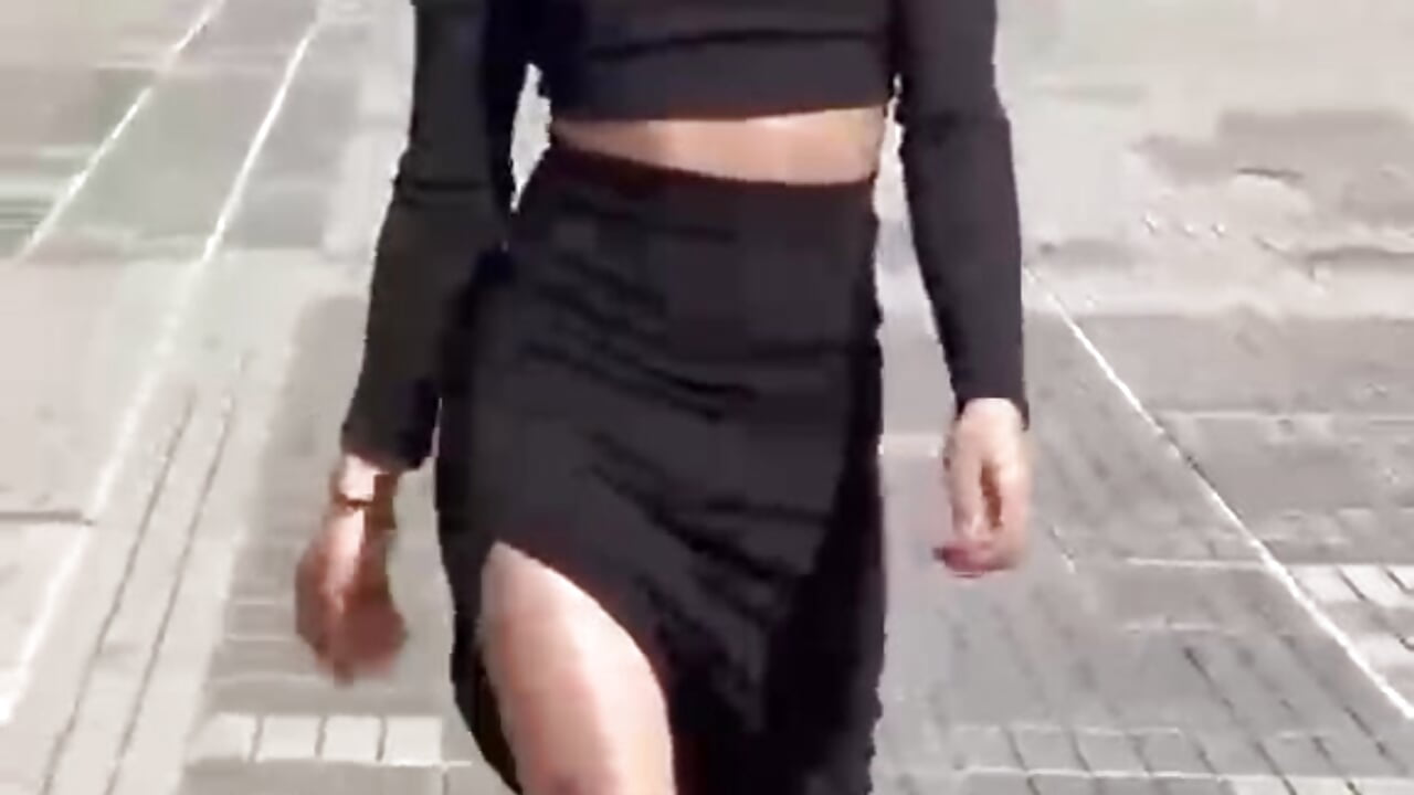 Catwalk ❤️‍🔥 - video by Terra_moonlight cam model