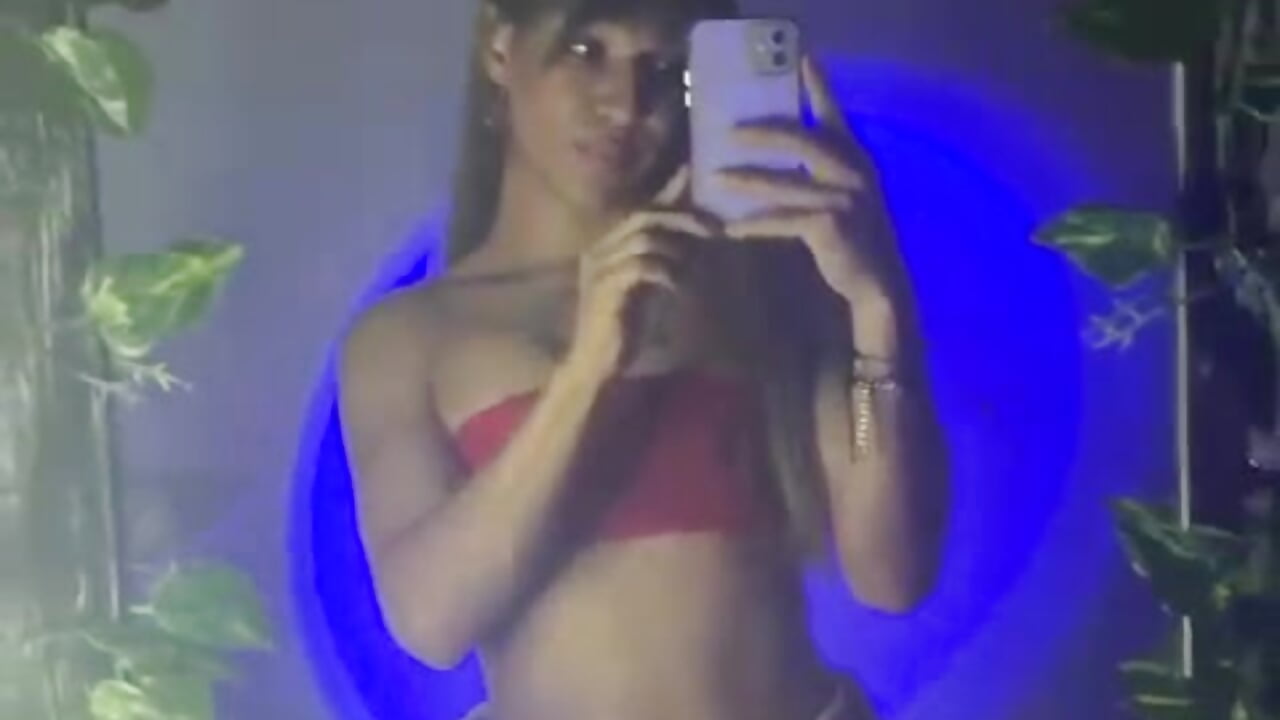 Cuteface🩰👑💄🐽 - video by Terra_moonlight cam model