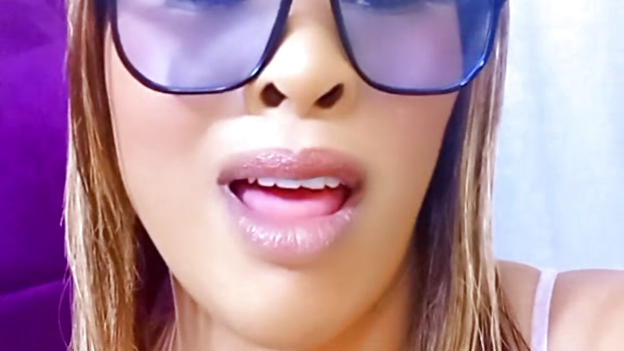 Cutessy,z - video by TAMARADEE4KINGS cam model