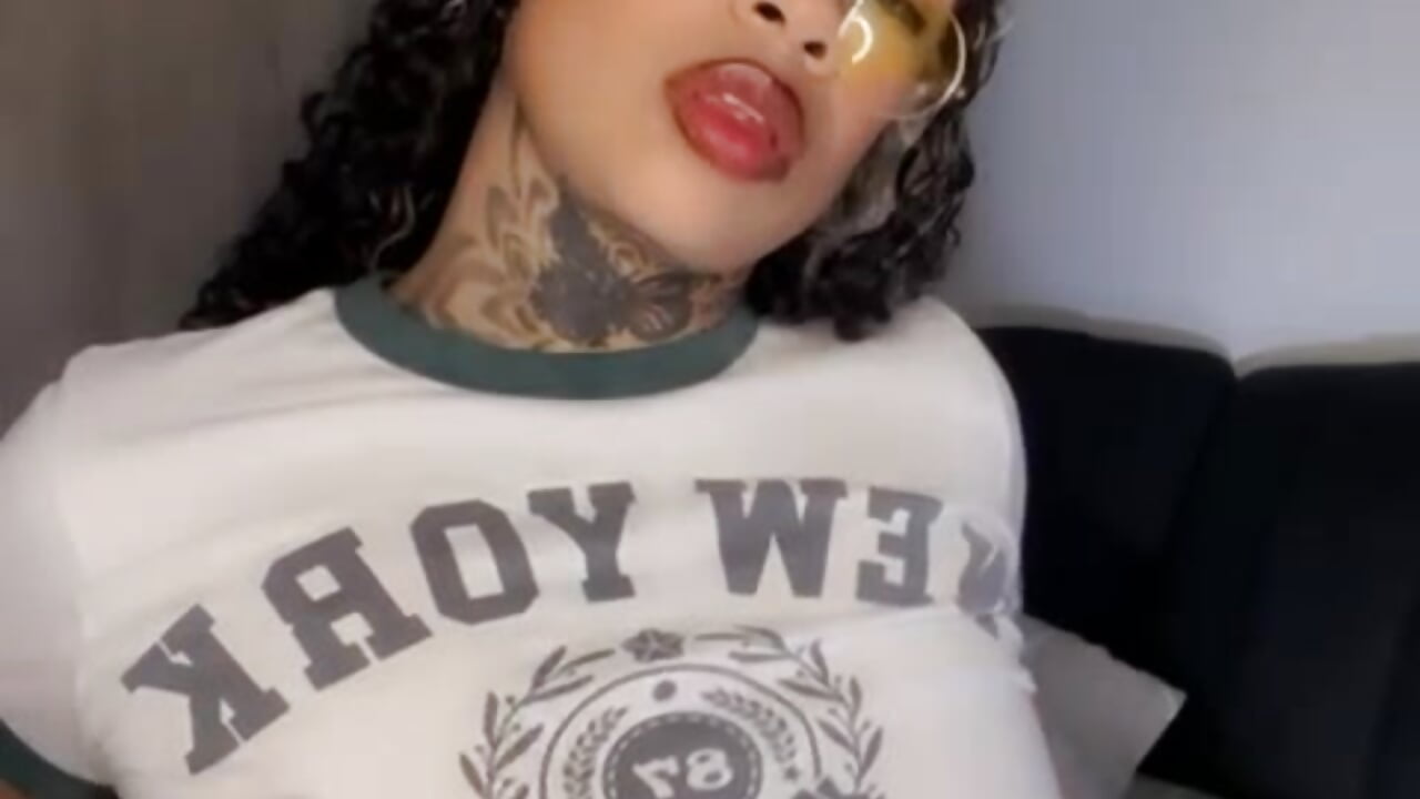 This boobs want to be lick it