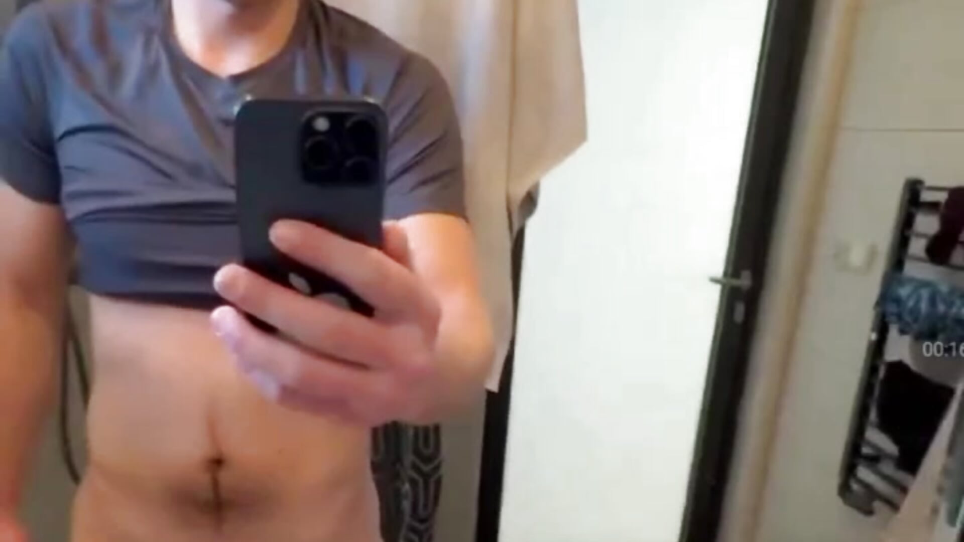 20😍🔥🔥🔥 - Omg6phoo9 adlı kamera modelinin videosu