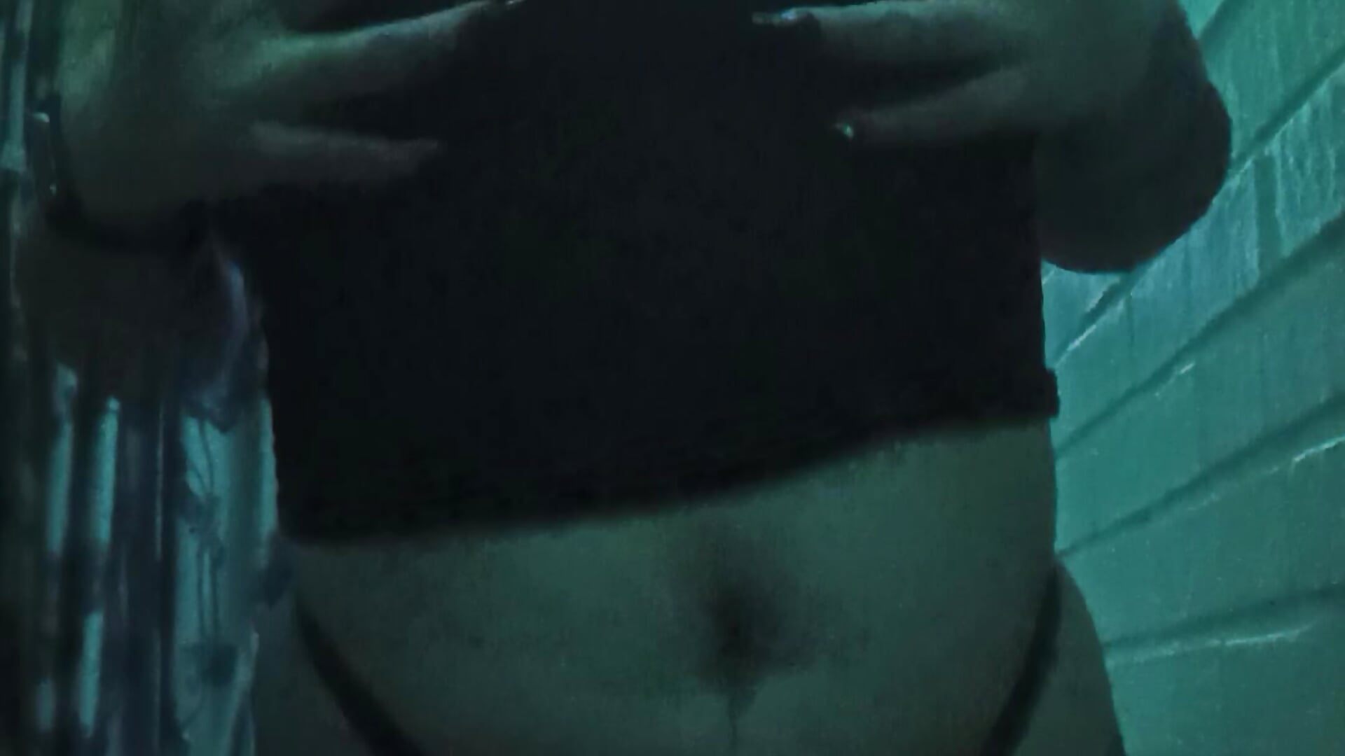 Jugando con mi plug - video by Dulcedeanis cam model