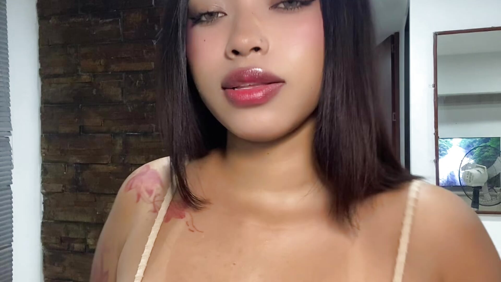 fac5b6d68d324a16987633c386080a5f - video by Daniela_Cat cam model