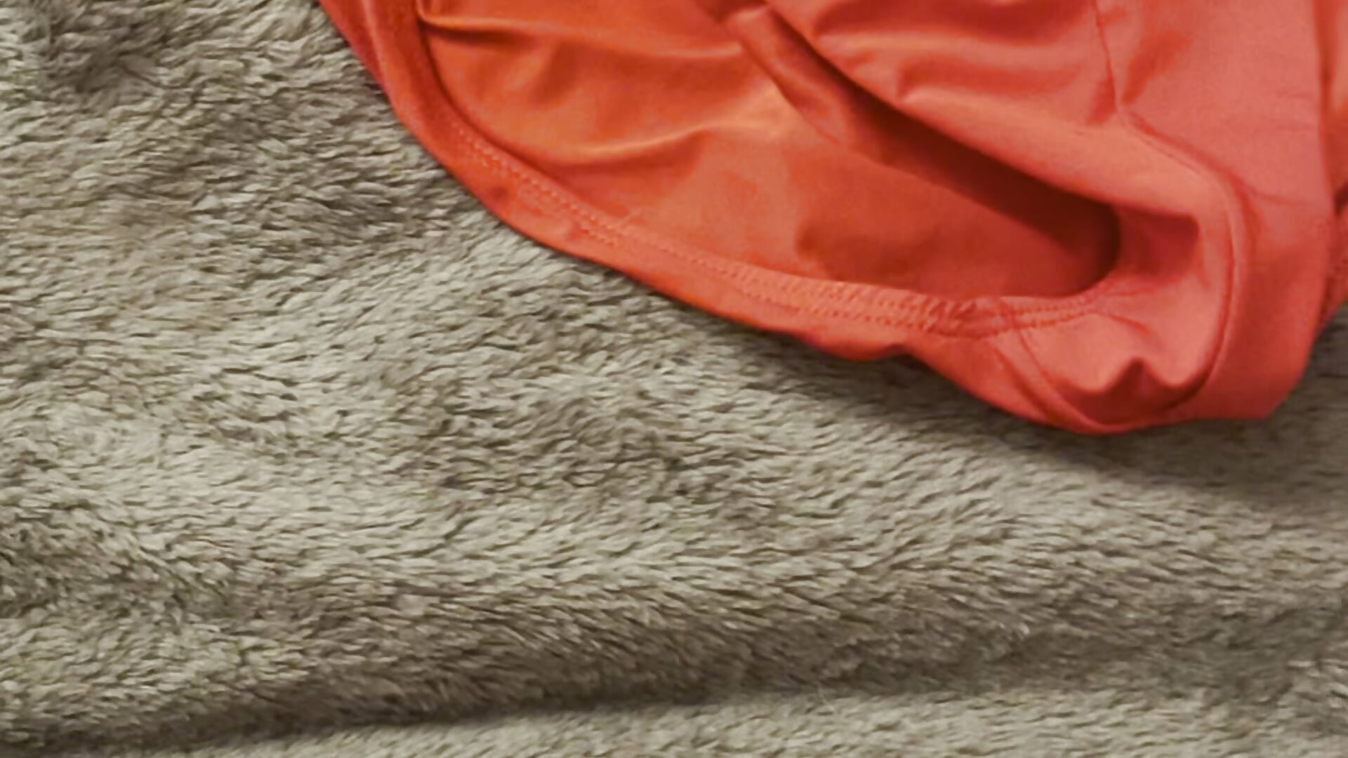 Cumshot onMy Red Aussiebums - video by ScottishGreenEyes cam model