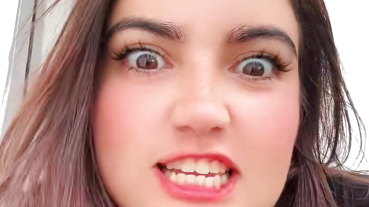 Besitos - video by sweetdulcexxx cam model