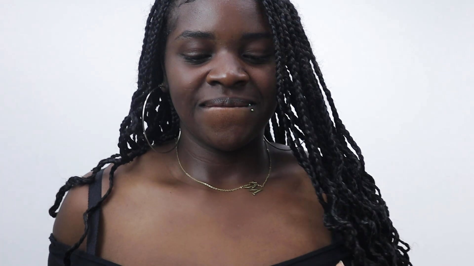 Helloo! - video by Scarletbigbug cam model