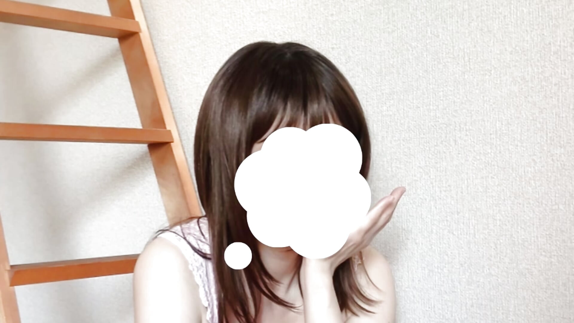 鼻歌🌷 humming - video by Norah_nora cam model