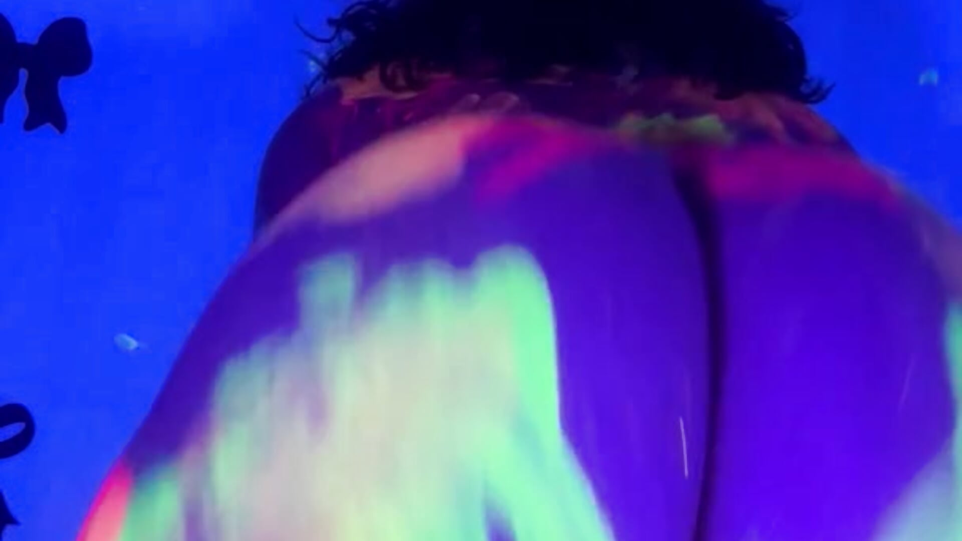 Neon twerk teaser🥵