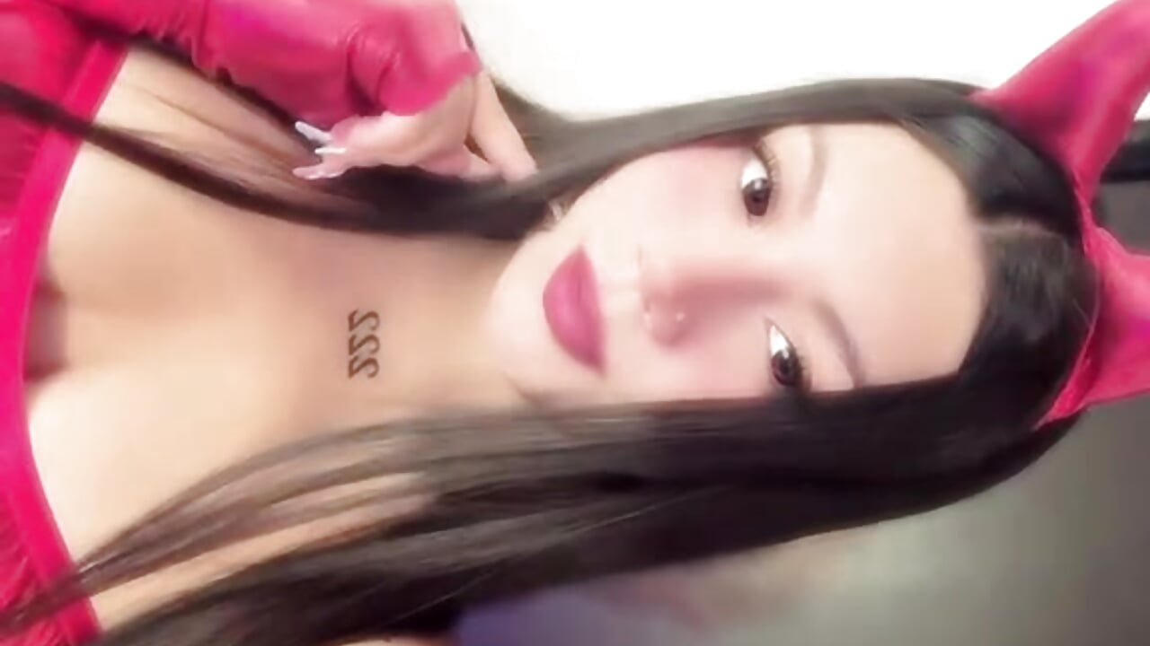 I want to be your little devil 😈 - video od modelky/modela camigp