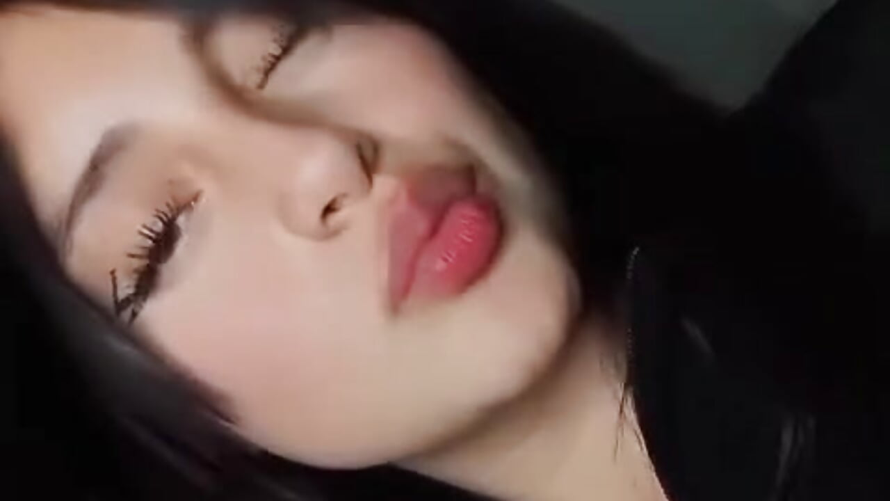 look me 🔥 - video của người mẫu cam Anna_Blade_