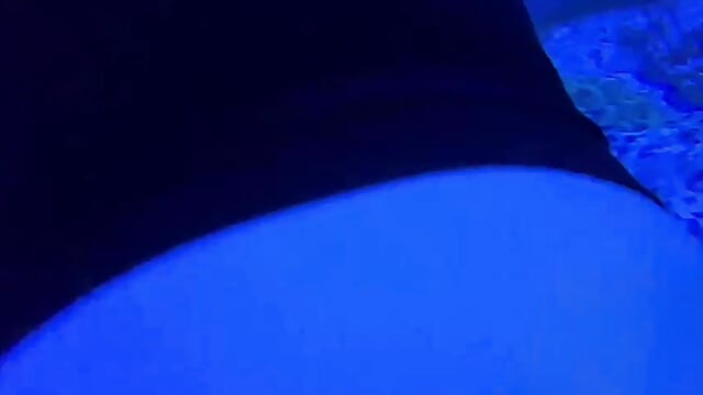 I'm wet🍒 - video by KellyKeler cam model