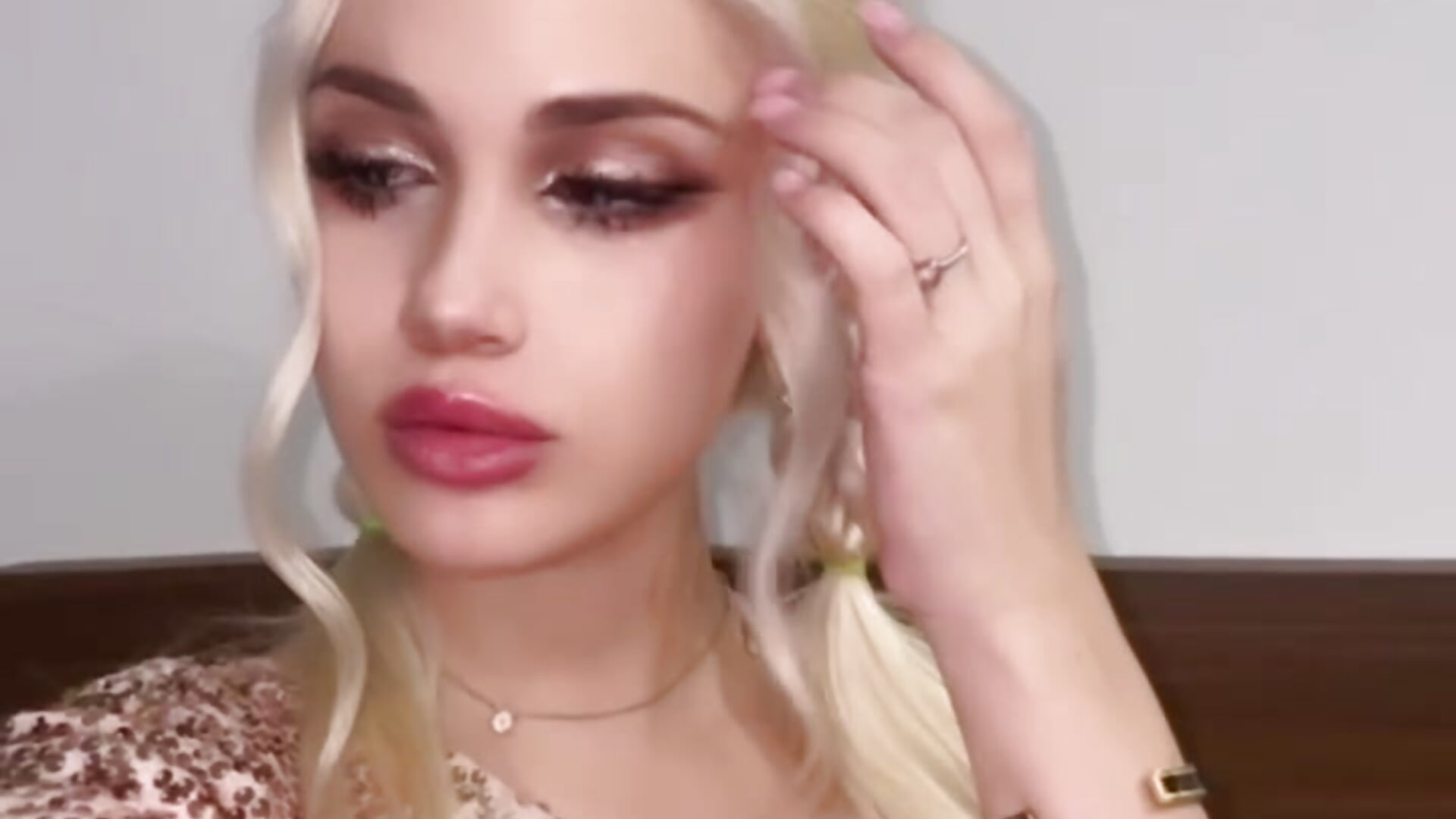 IMG_8903 - video by fancy_angel cam model