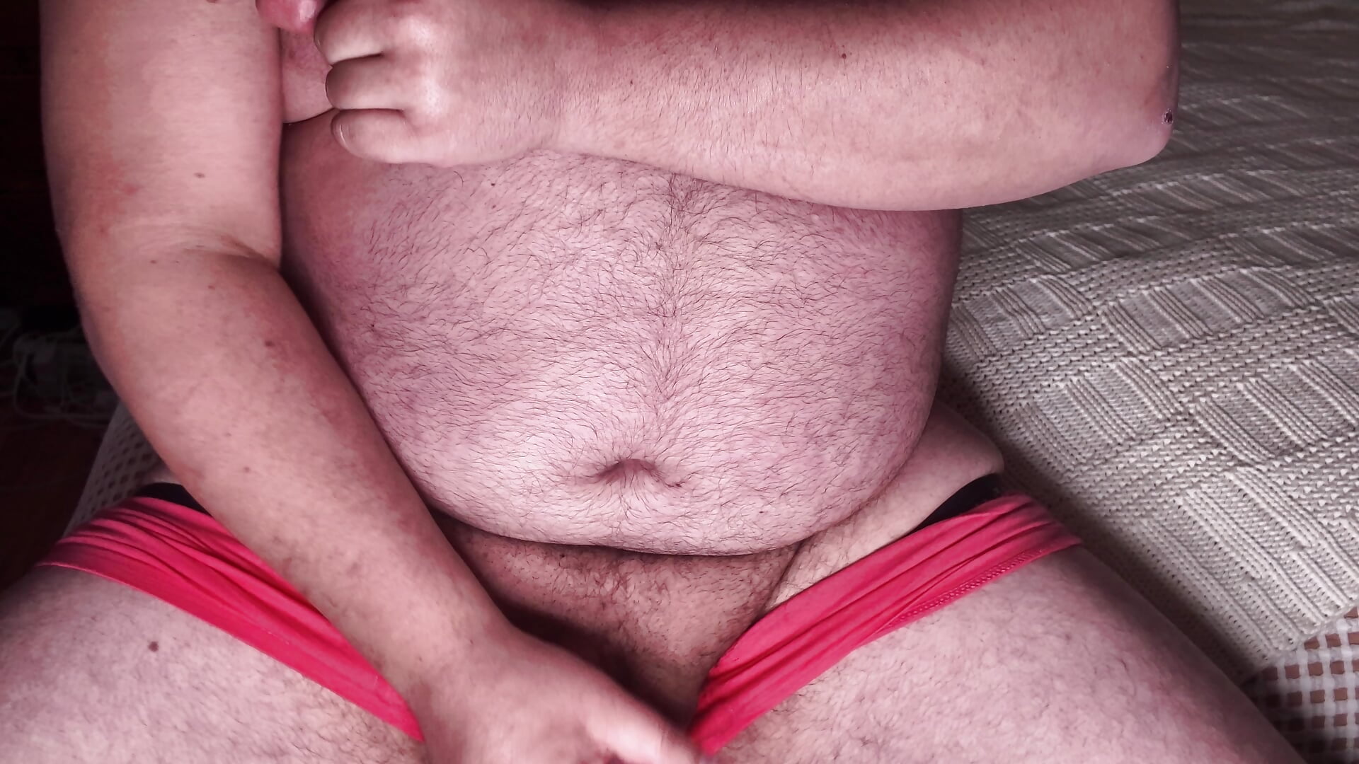 Oiling up my chest, Stroking for you, bending over so you can get ur face in there - video by ozmsg cam model