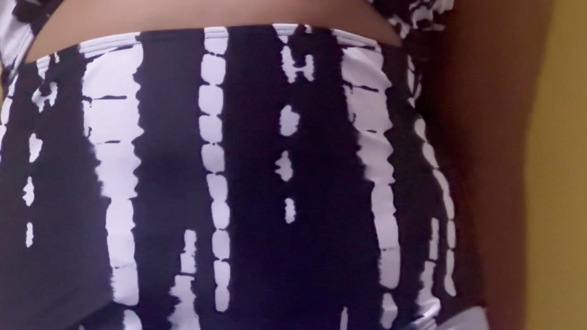 Its me - video by Ariana__Marie cam model