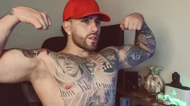 Ink, muscle, and absolute desire. A sexy canvas waiting for you. Are you coming in? - Ades_Lowe 캠 모델의 동영상