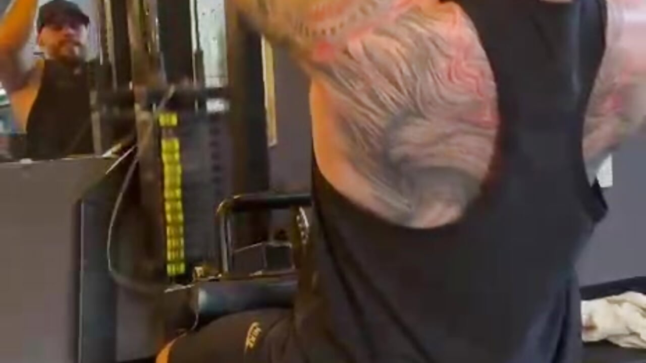 training 💪 - Ades_Lowe主播的视频