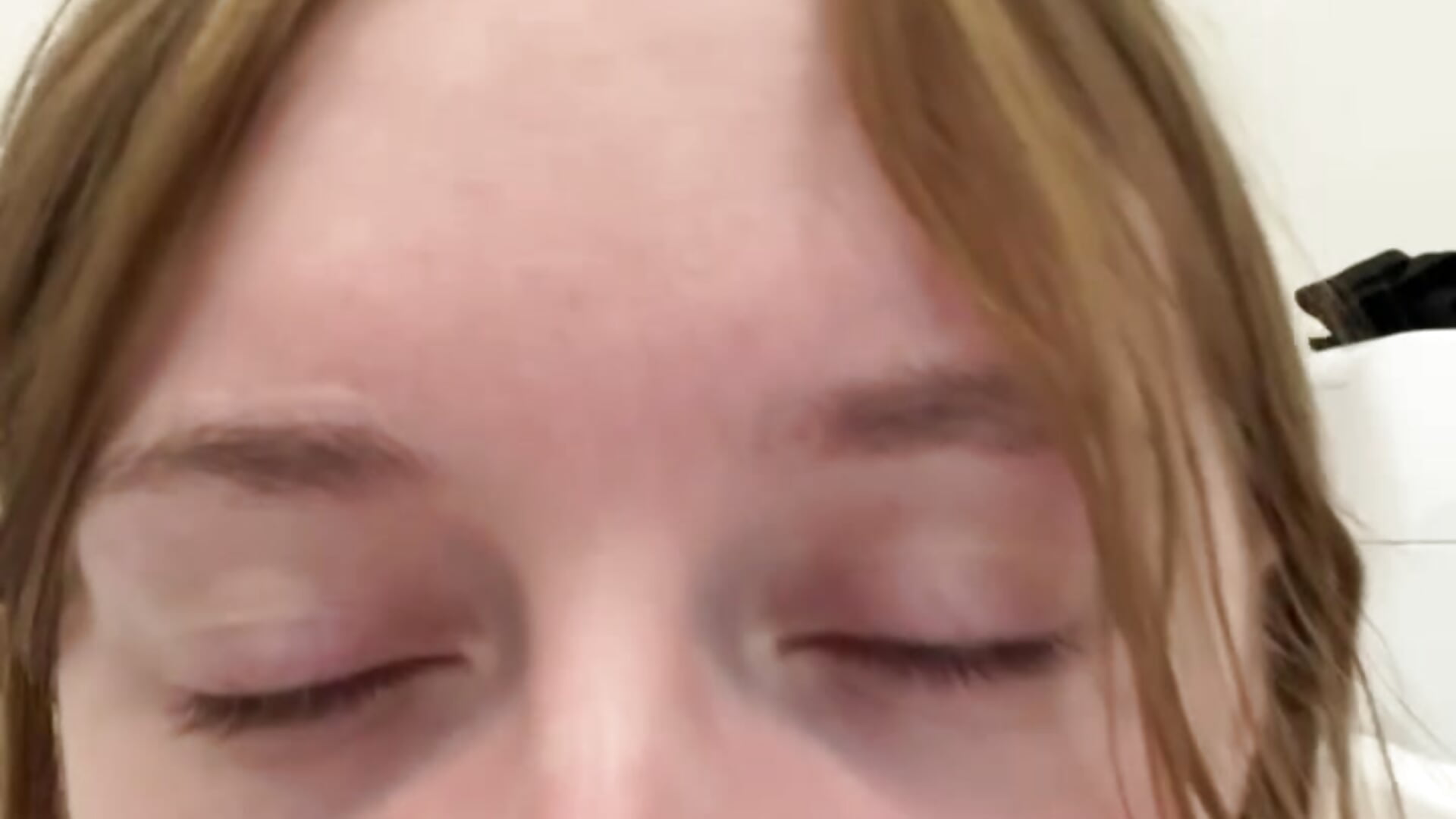 Alice playing with a dildo - video by Sweety-Couple- cam model