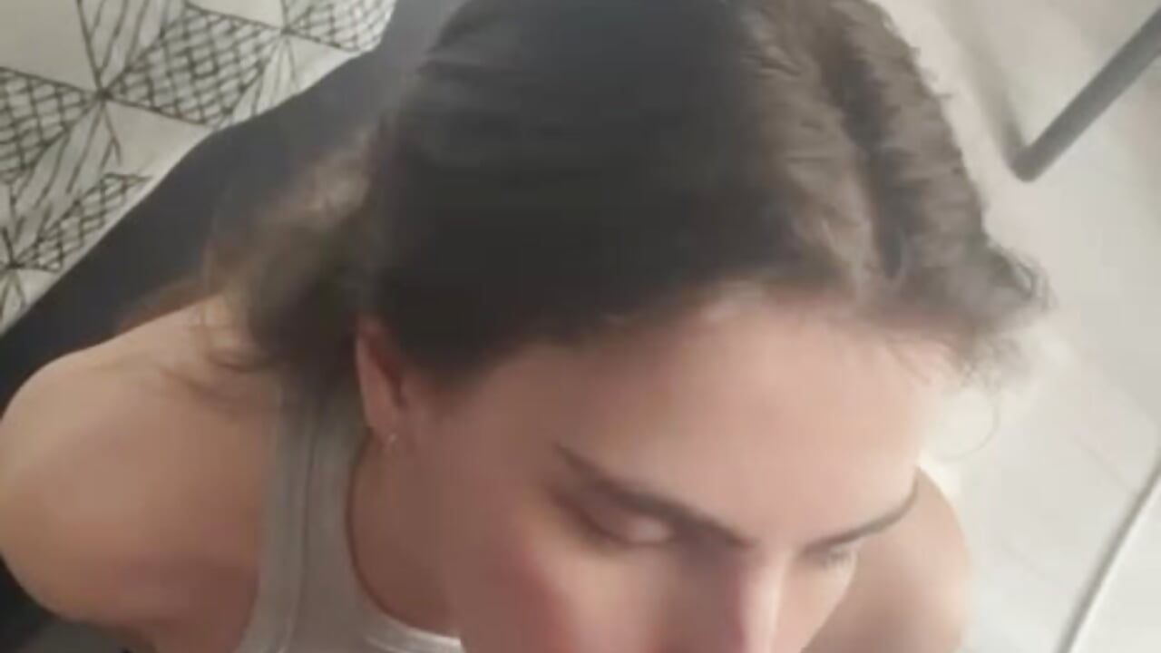 Cumshot in Ann's mouth - video by Sweety-Couple- cam model