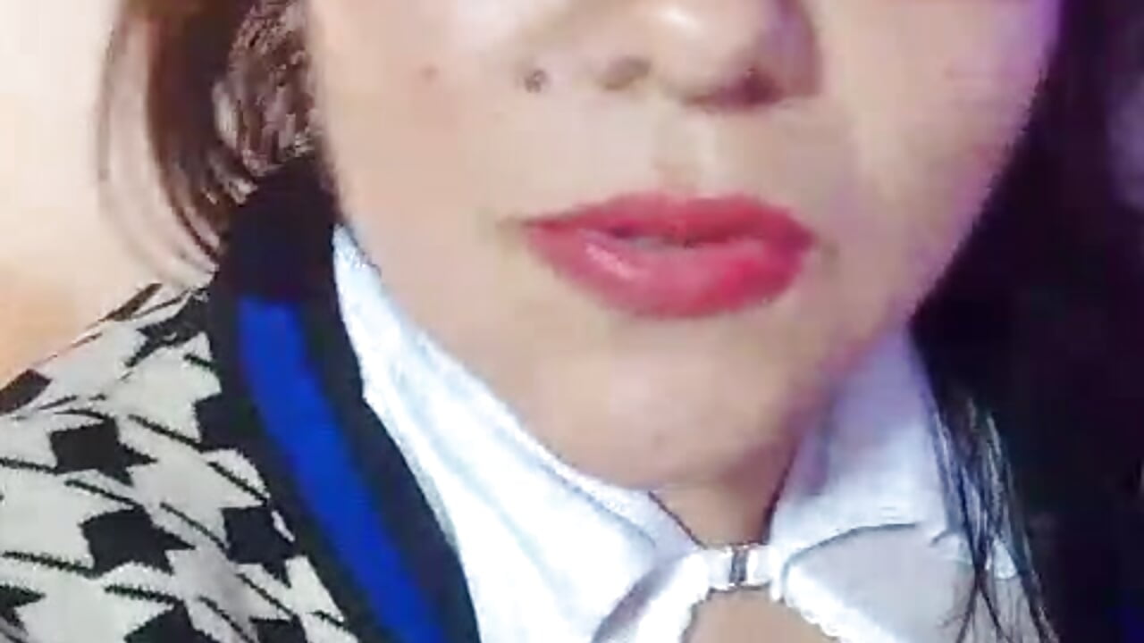 Teacher roleplay (Spanish voice) - video by scarlett_widow_ cam model