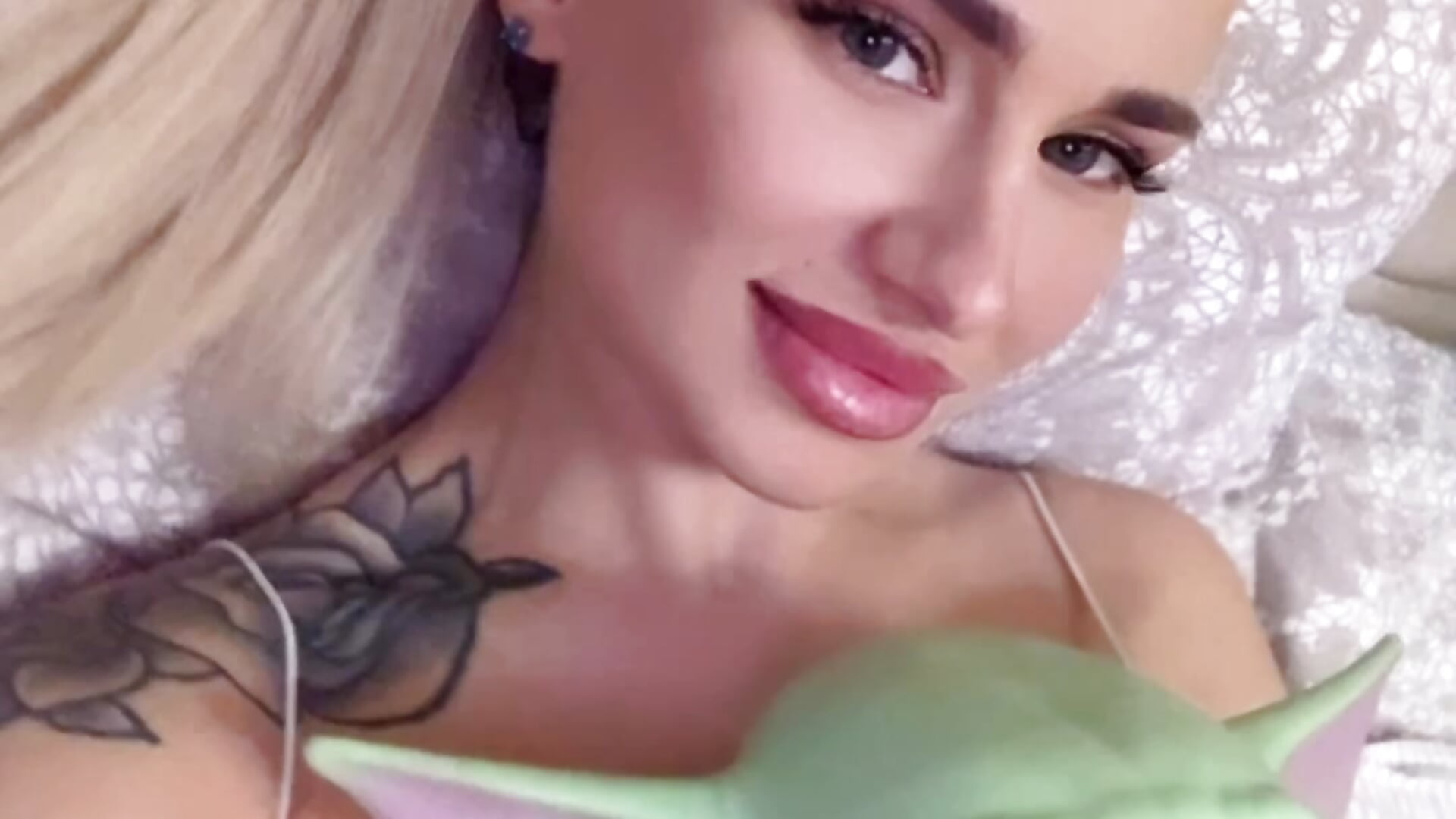 ♥️ - video by MashaFromRussia__ cam model