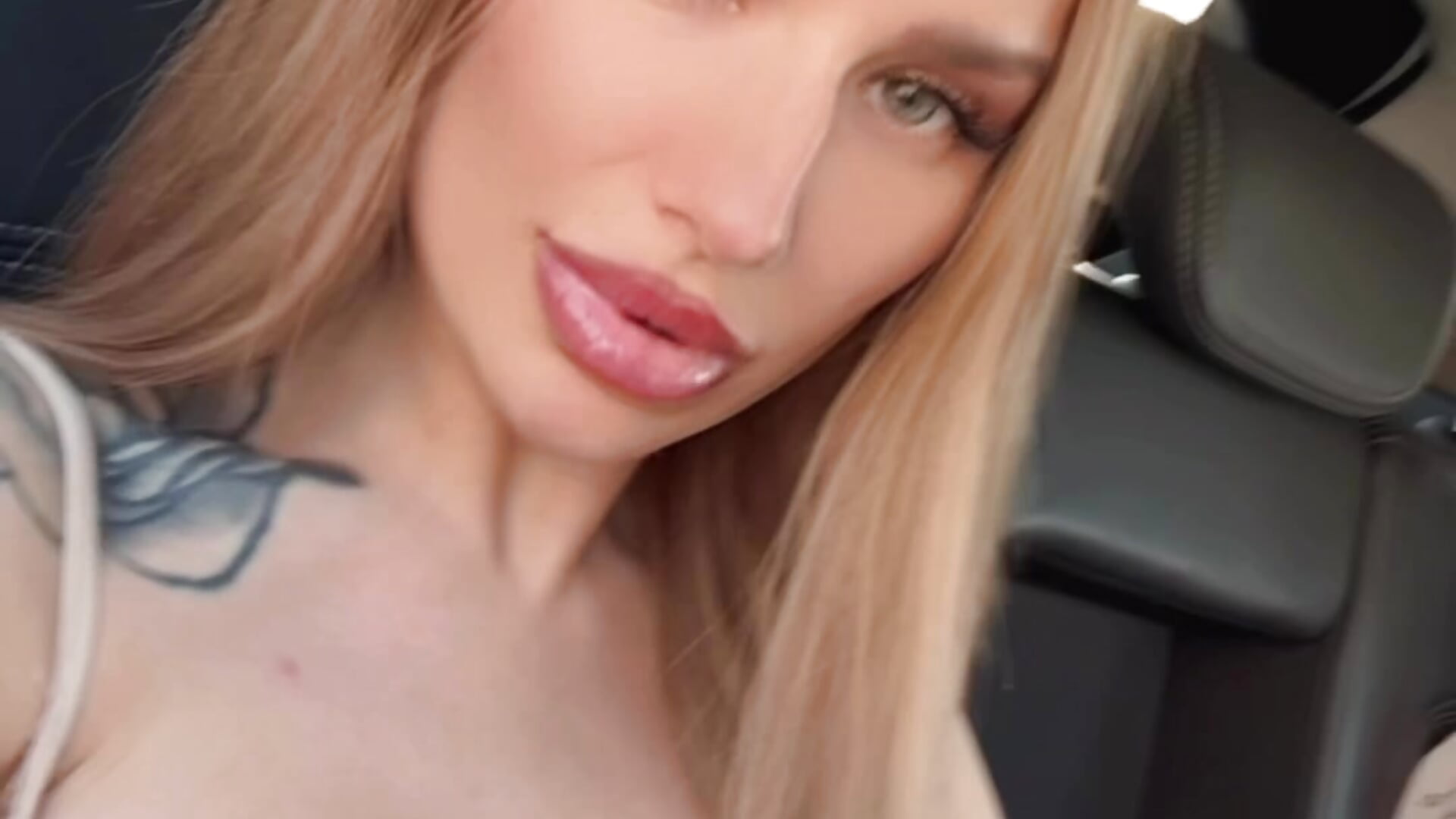 🤍 - video by MashaFromRussia__ cam model