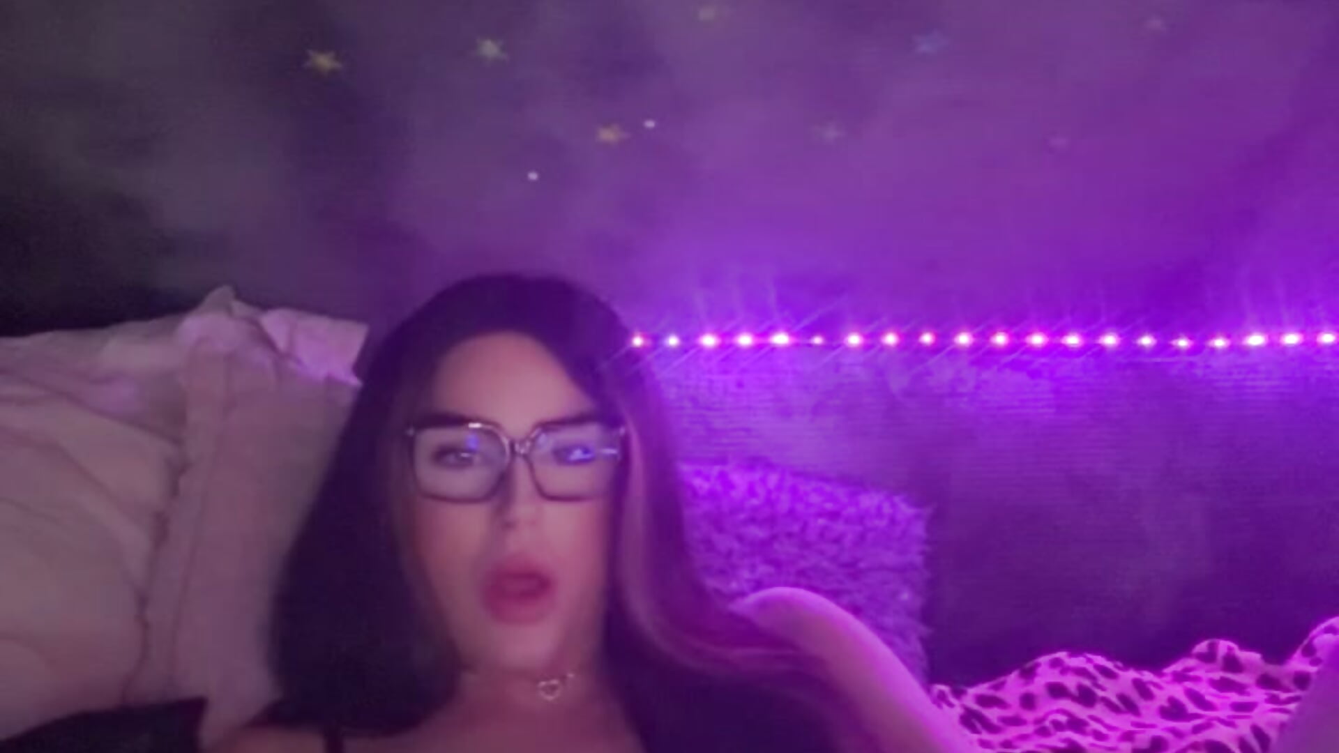 bon gode dans ma chatte - Kaceytranss 캠 모델의 동영상