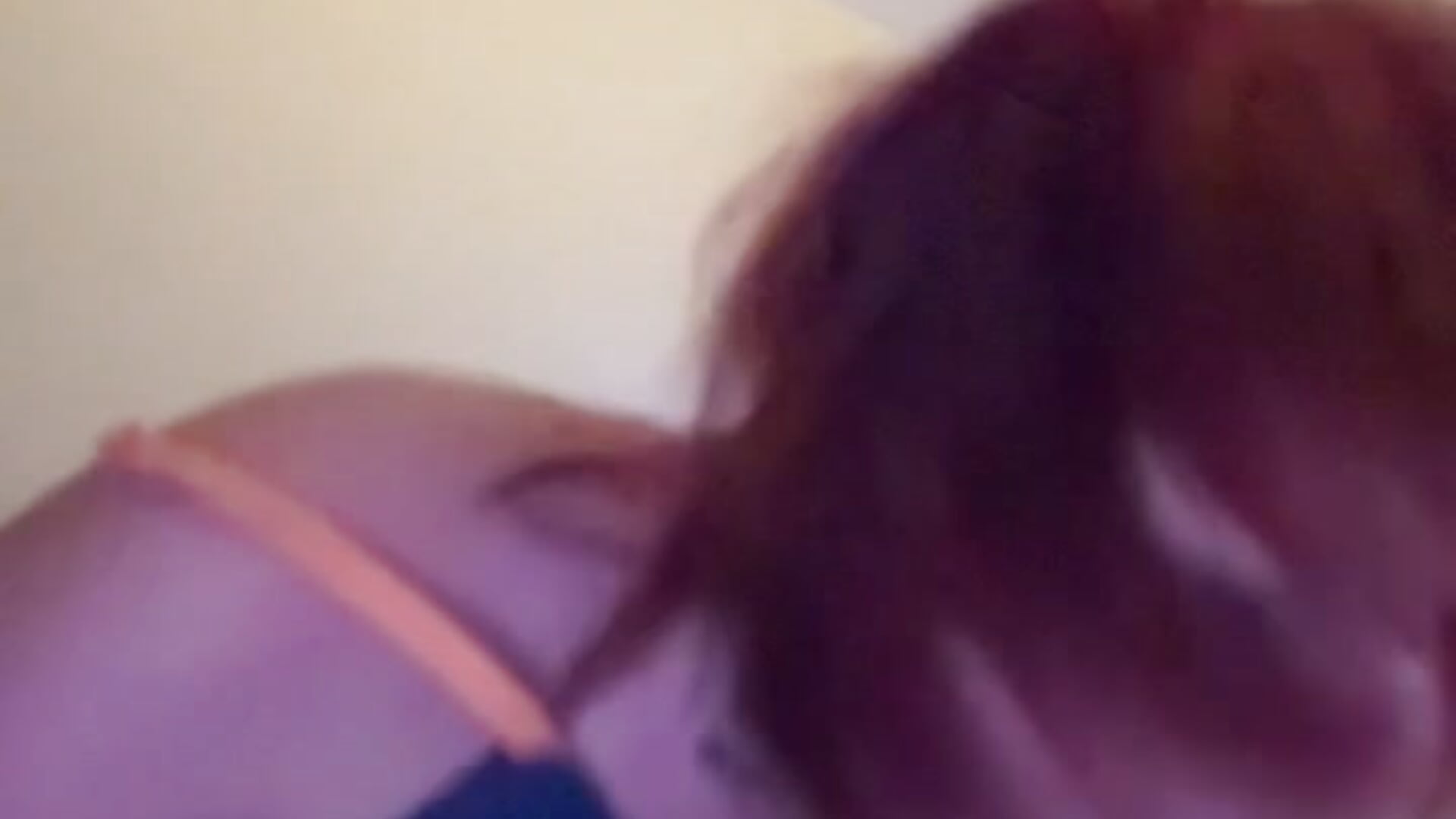 Je le suce et je lui bouffe les couilles 🙈 - วิดีโอโดย Kaceytranss โมเดลแคม