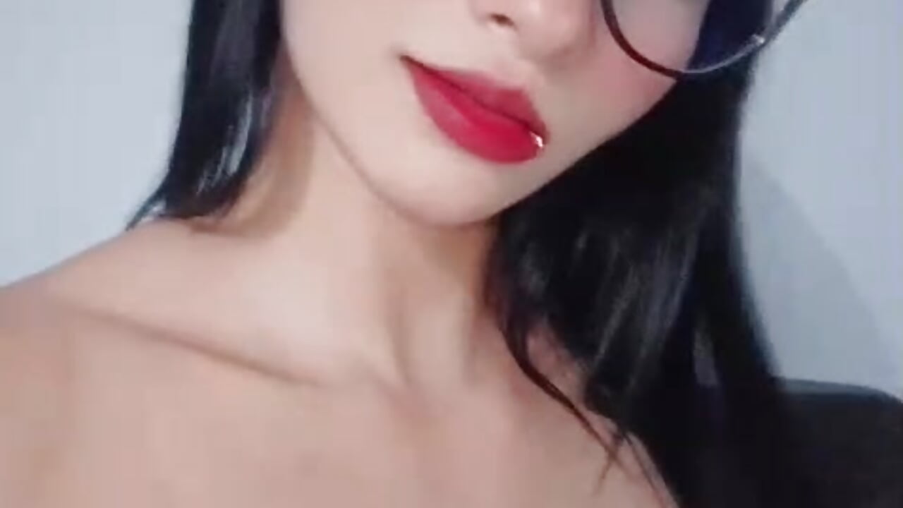 Cute girl💋 - video by CharloteSmitt cam model