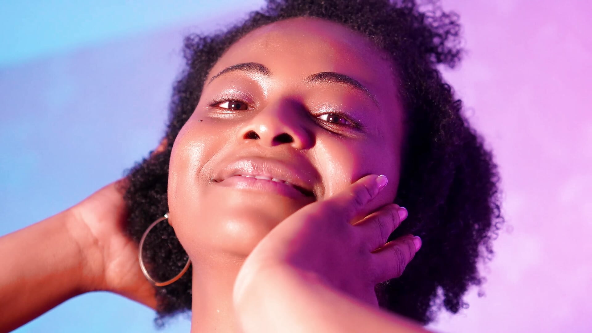 Know me, I am very hot - video by TinaOlsens cam model