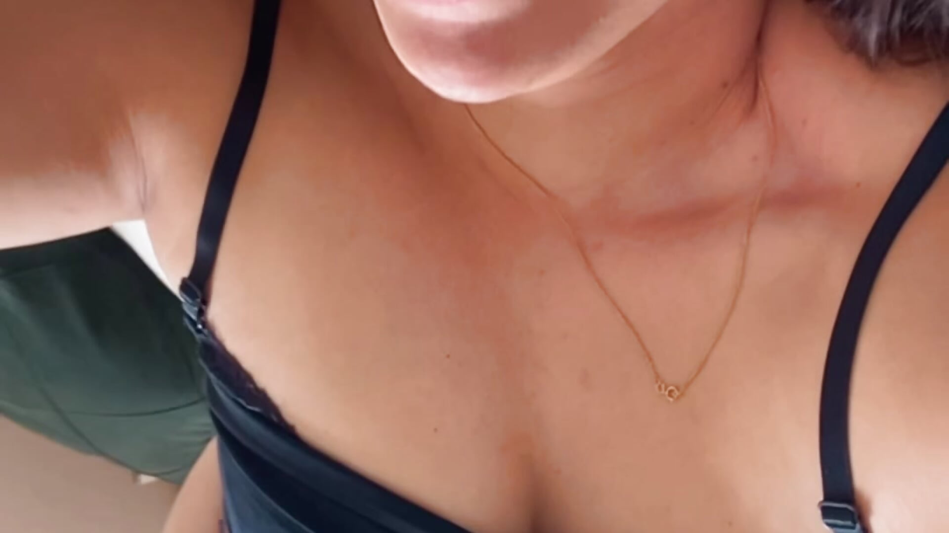 335C2C71-F5AA-4B54-9C42-E5D95DB97FE5 - video by Melissa_Noir cam model