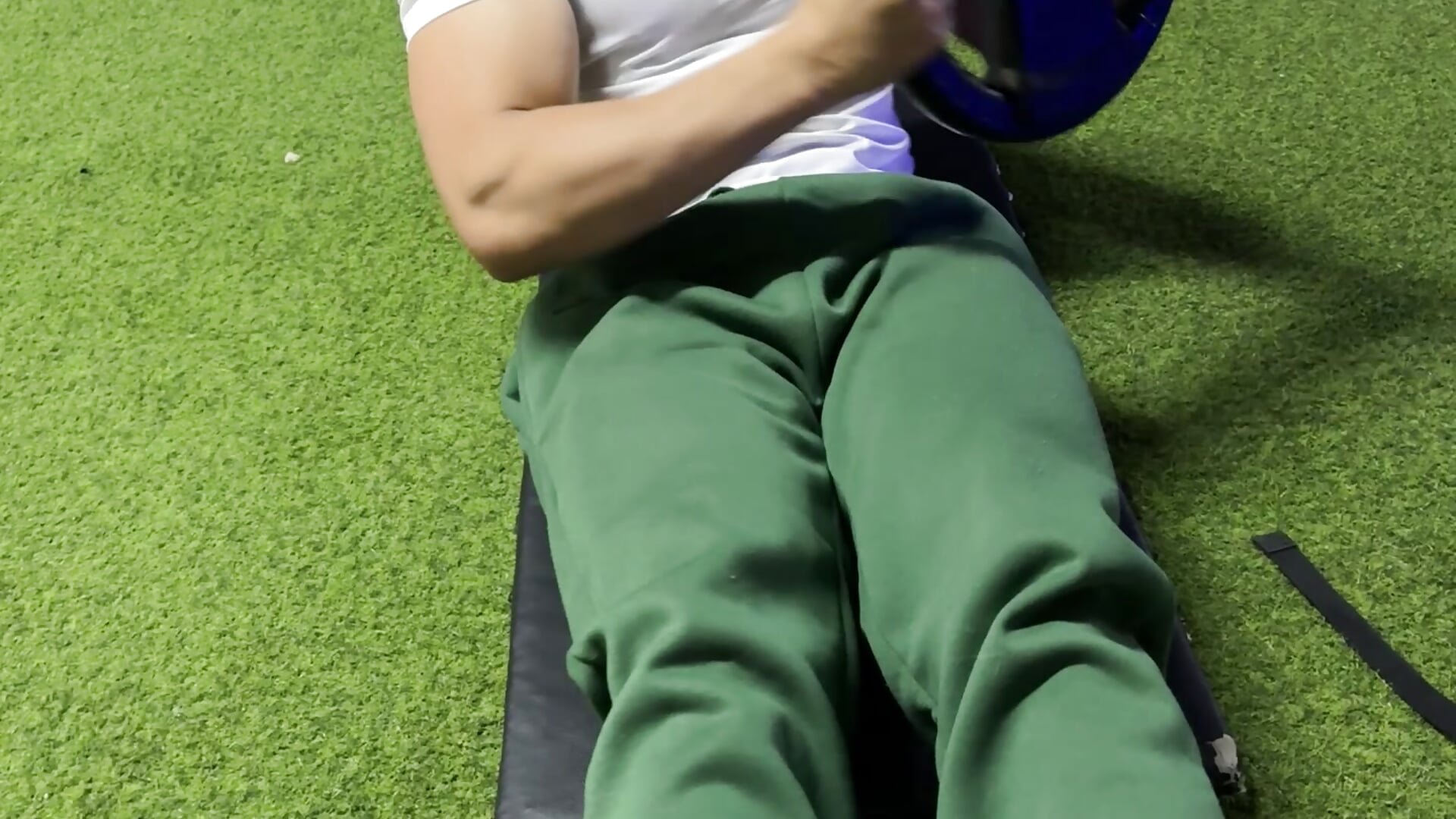 Training the abs - video av DeusbelliS cam model