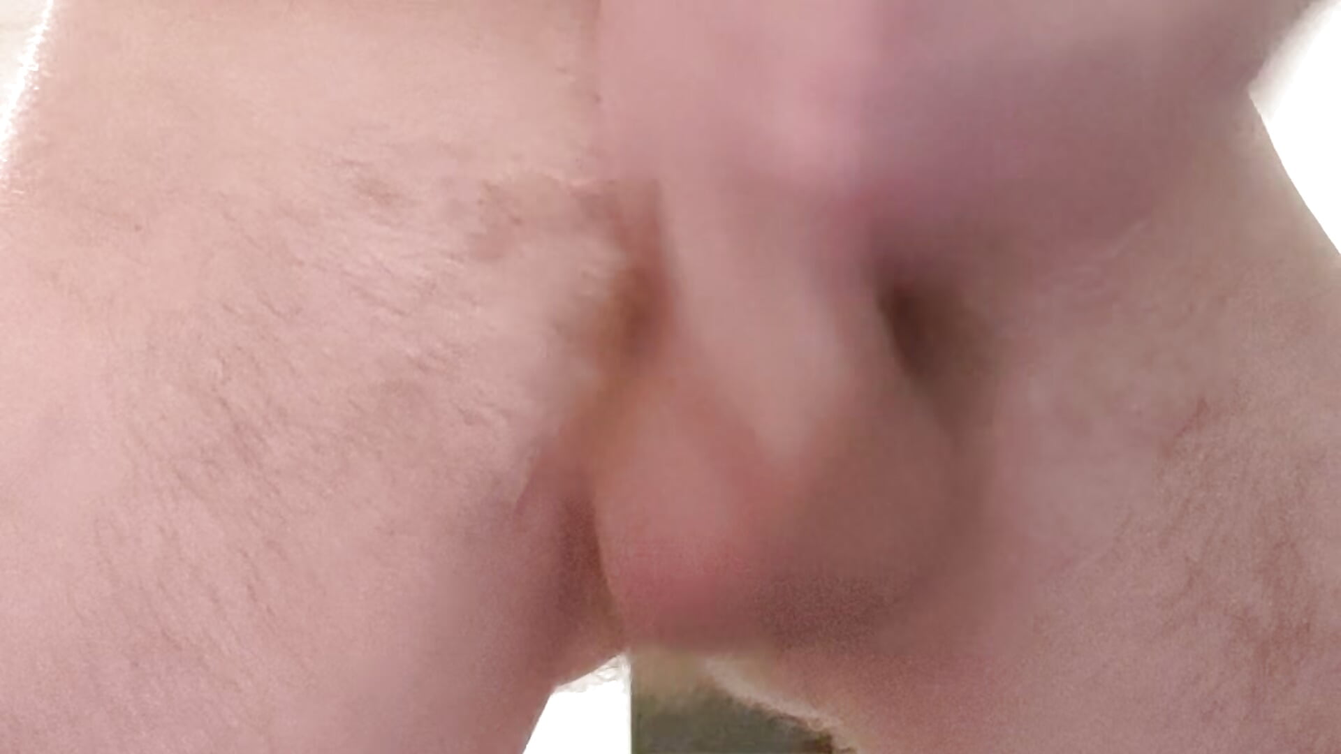 Ich wichse meinen Schwanz bis zum Schuss – video od webkamerové modelky nicerguy01