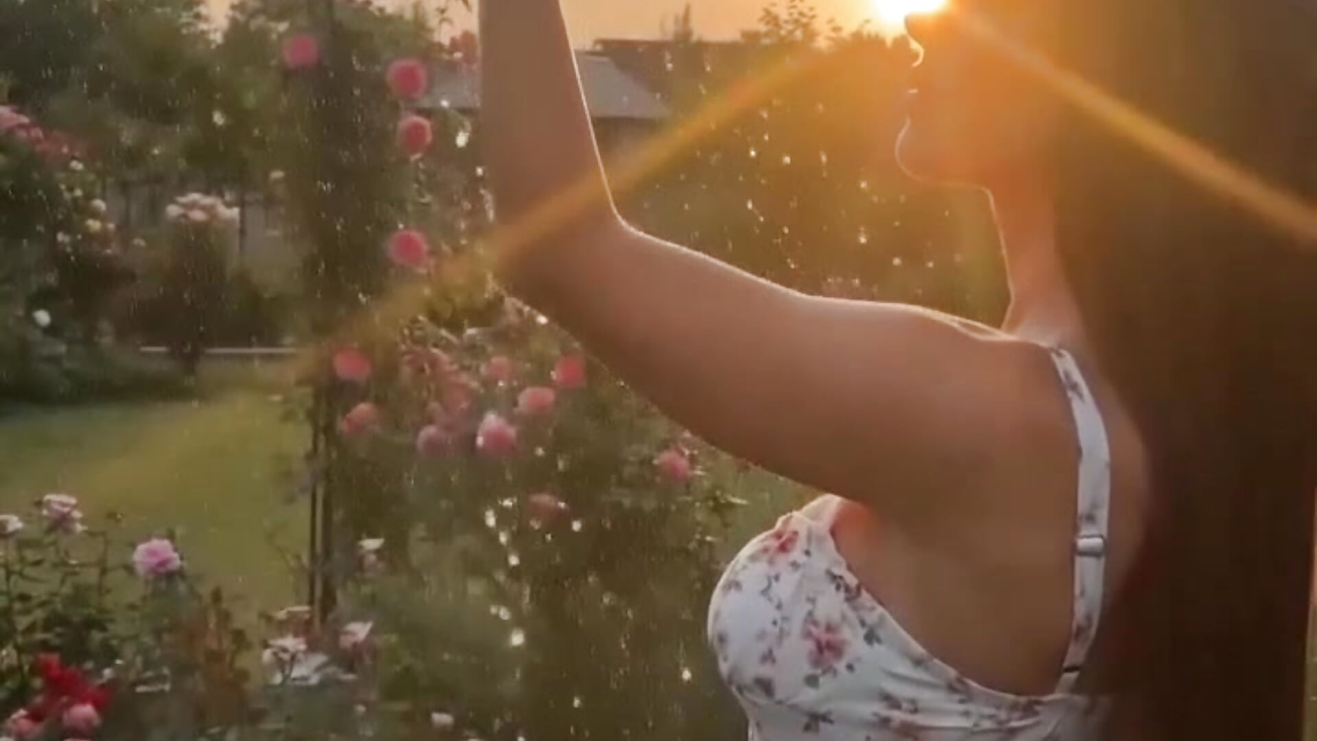 In the garden with Goddess💋💕 - video by SofiaBimboss cam model